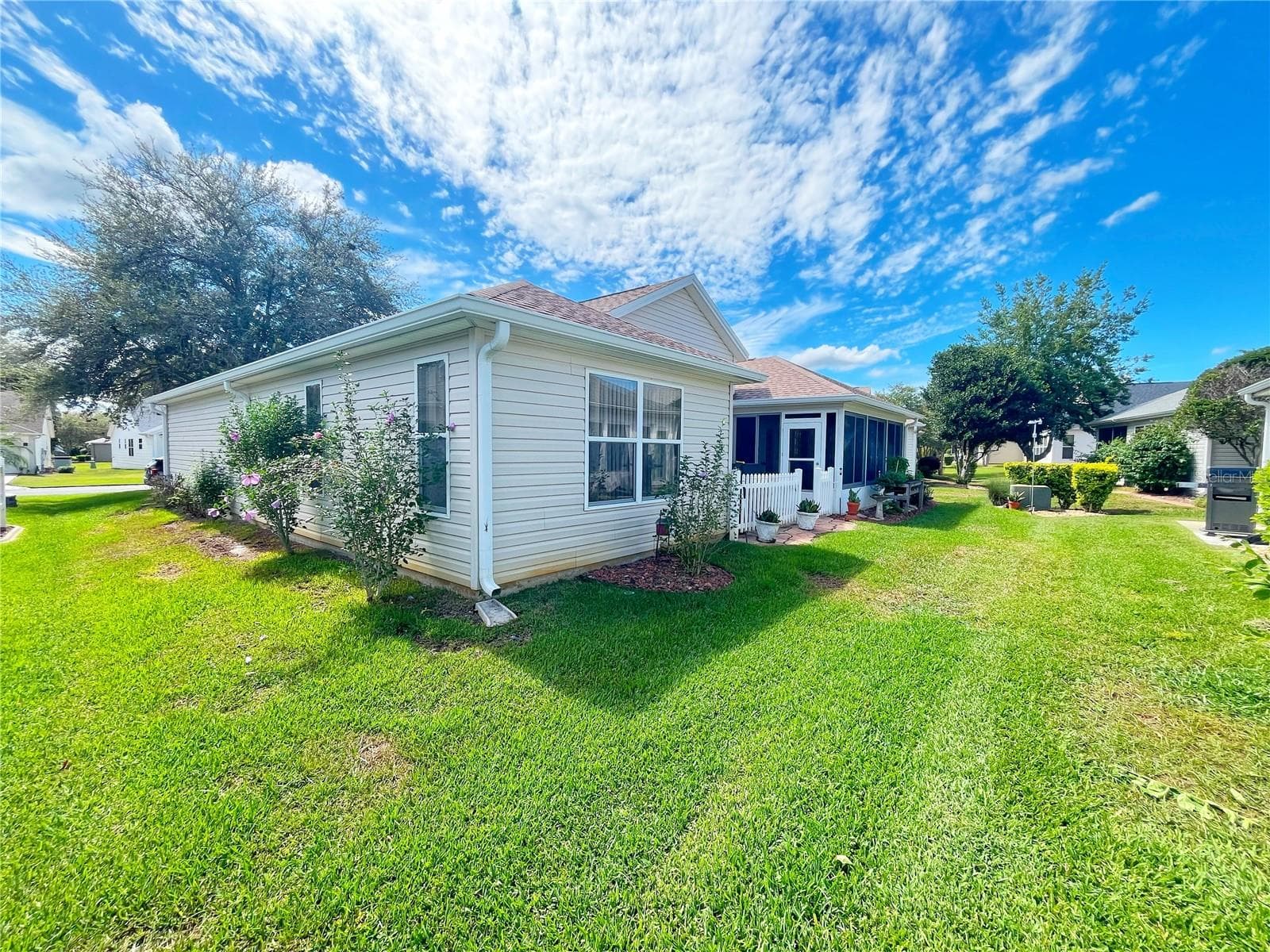 Single Family Residence at 3209 HAMPTON LN, THE VILLAGES, photo 10 of 59