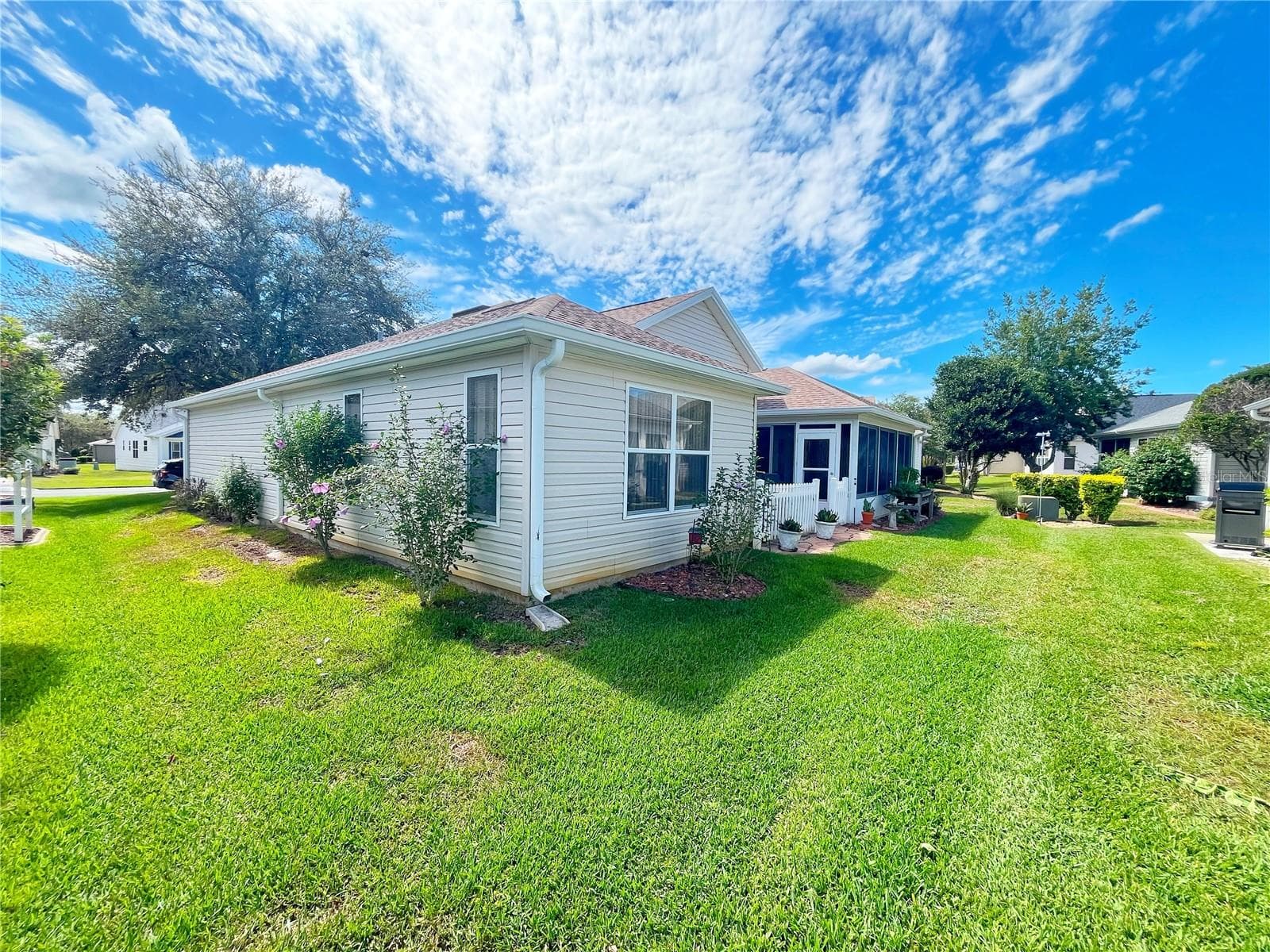 Single Family Residence at 3209 HAMPTON LN, THE VILLAGES, photo 11 of 59