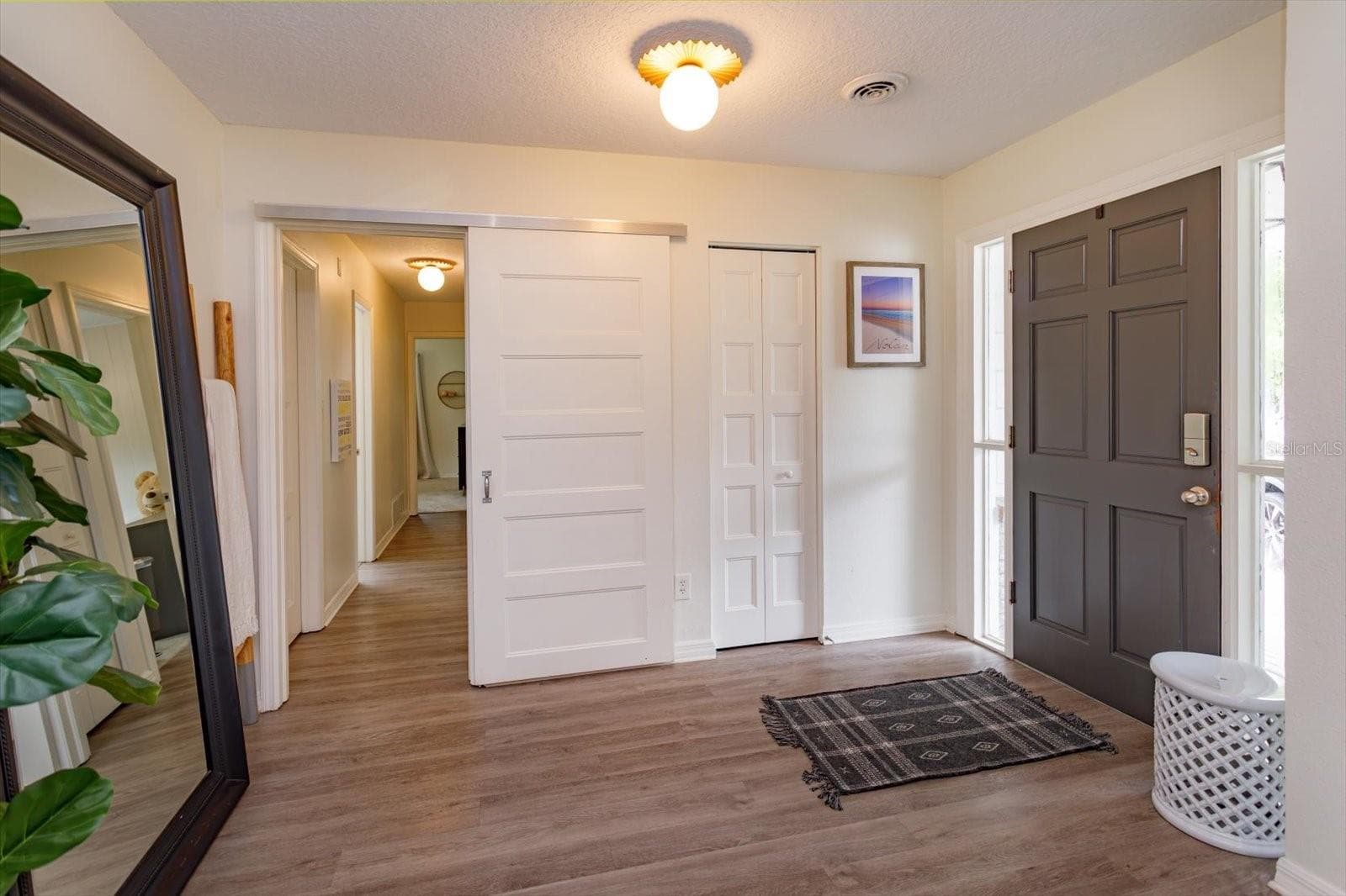 11 x 6 foyer - 2322 WOODCREST DR, WINTER PARK
