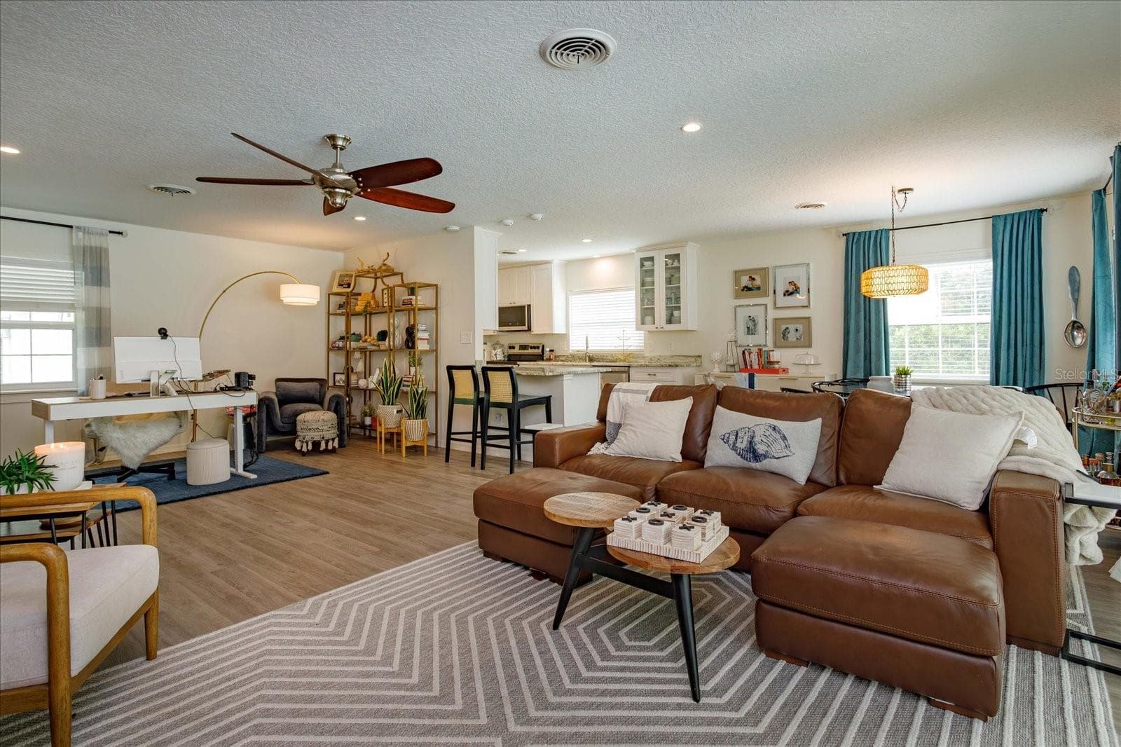 Single Family Residence at 2322 WOODCREST DR, WINTER PARK, photo 5 of 28