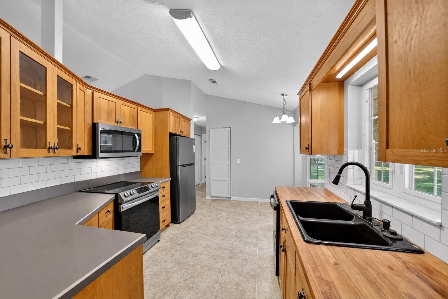 Single Family Residence at 15020 W HIGHWAY 328, OCALA, photo 12 of 42