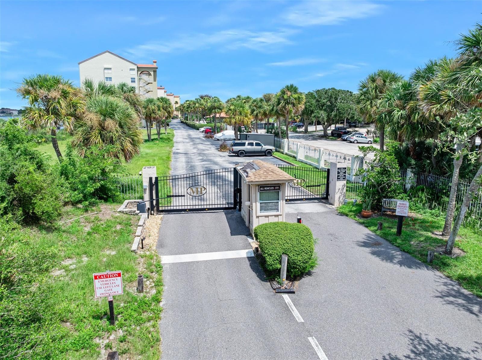 Condominium at 544 MARINA POINT DR #5440, DAYTONA BEACH, photo 4 of 45