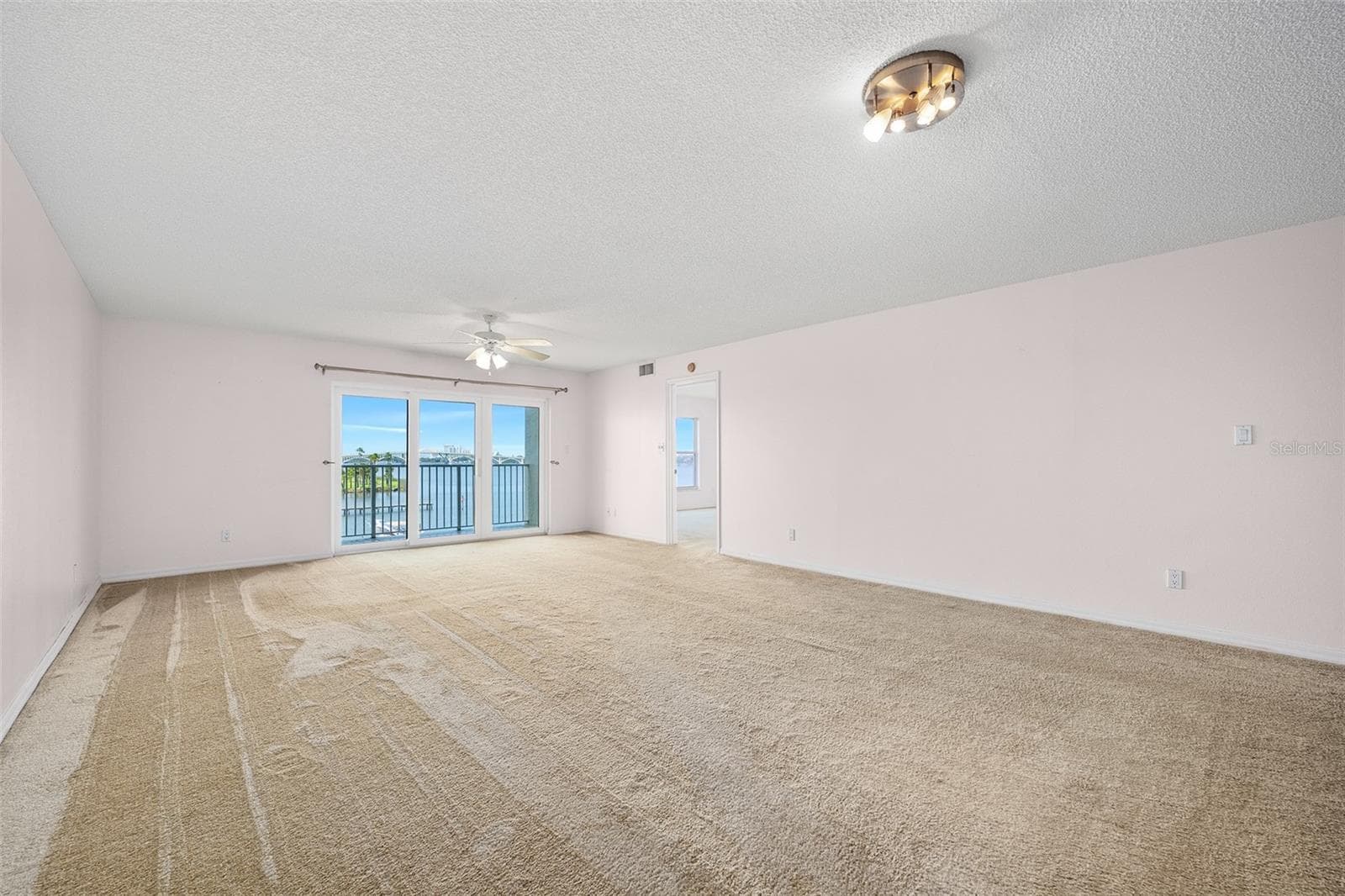 Condominium at 544 MARINA POINT DR #5440, DAYTONA BEACH, photo 6 of 45