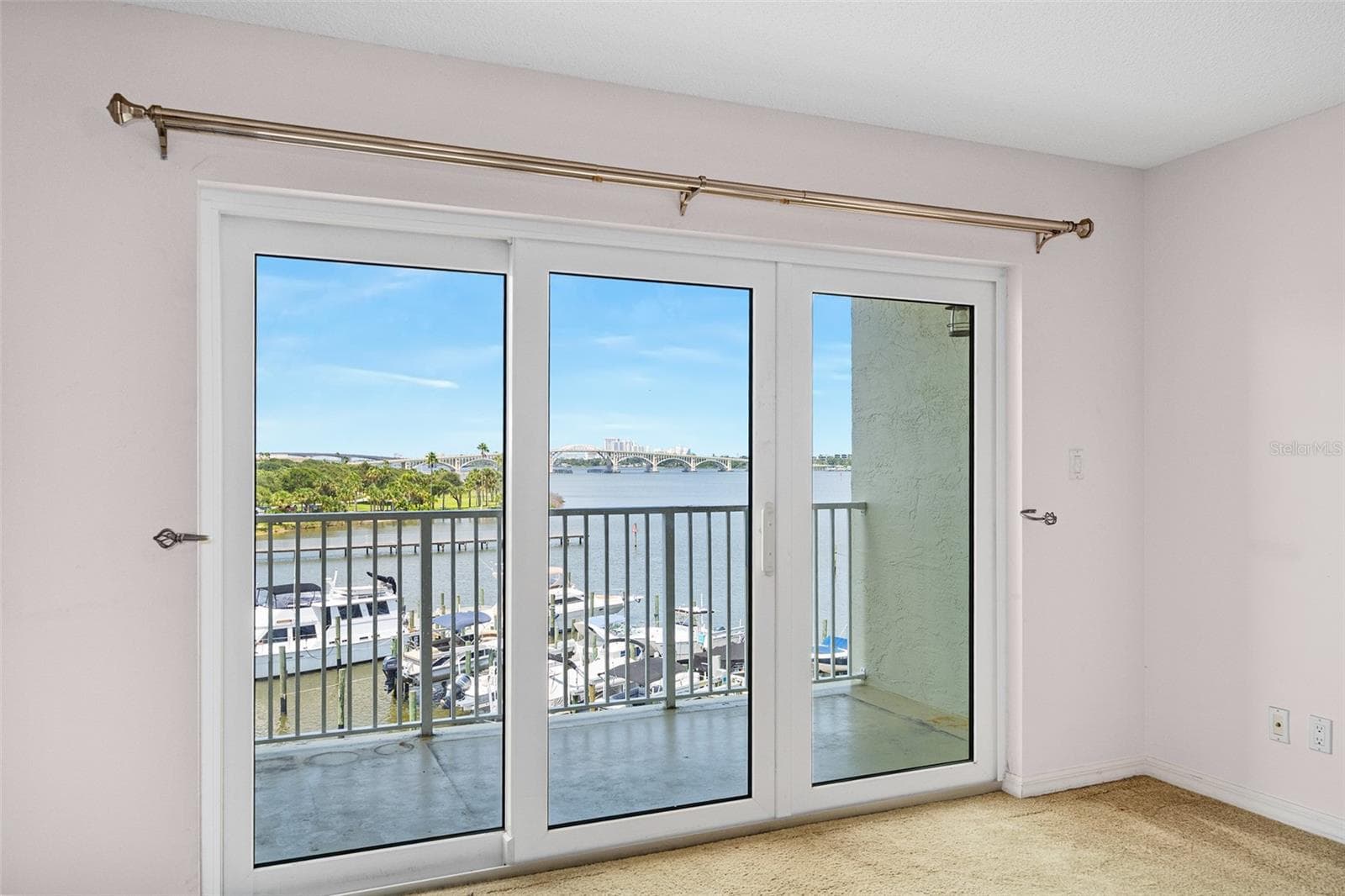 Condominium at 544 MARINA POINT DR #5440, DAYTONA BEACH, photo 7 of 45