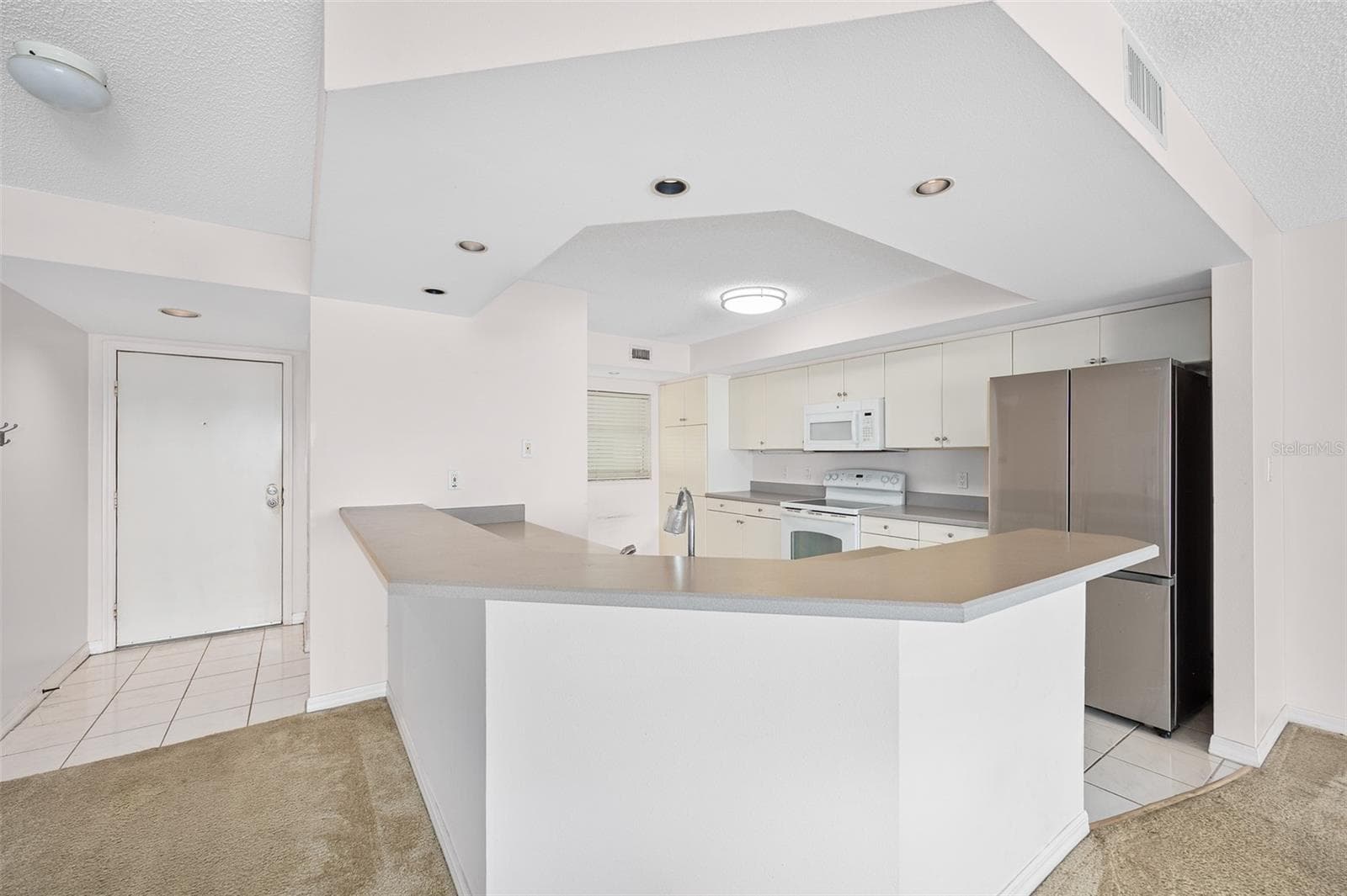 Condominium at 544 MARINA POINT DR #5440, DAYTONA BEACH, photo 14 of 45
