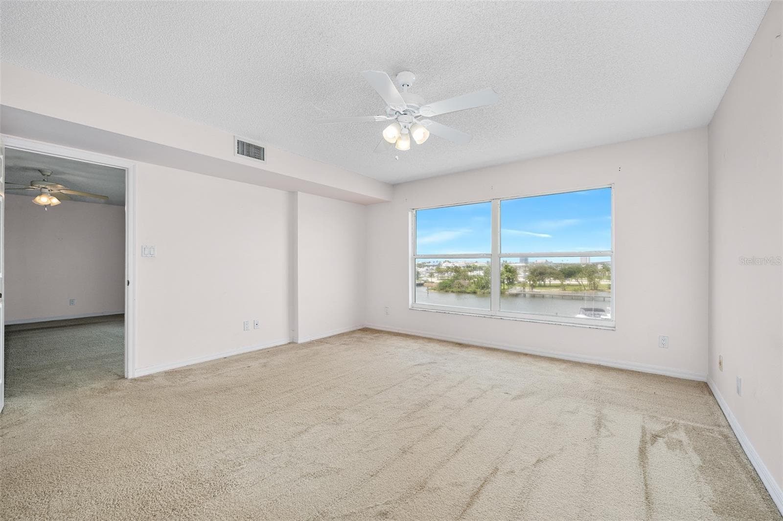 Condominium at 544 MARINA POINT DR #5440, DAYTONA BEACH, photo 18 of 45