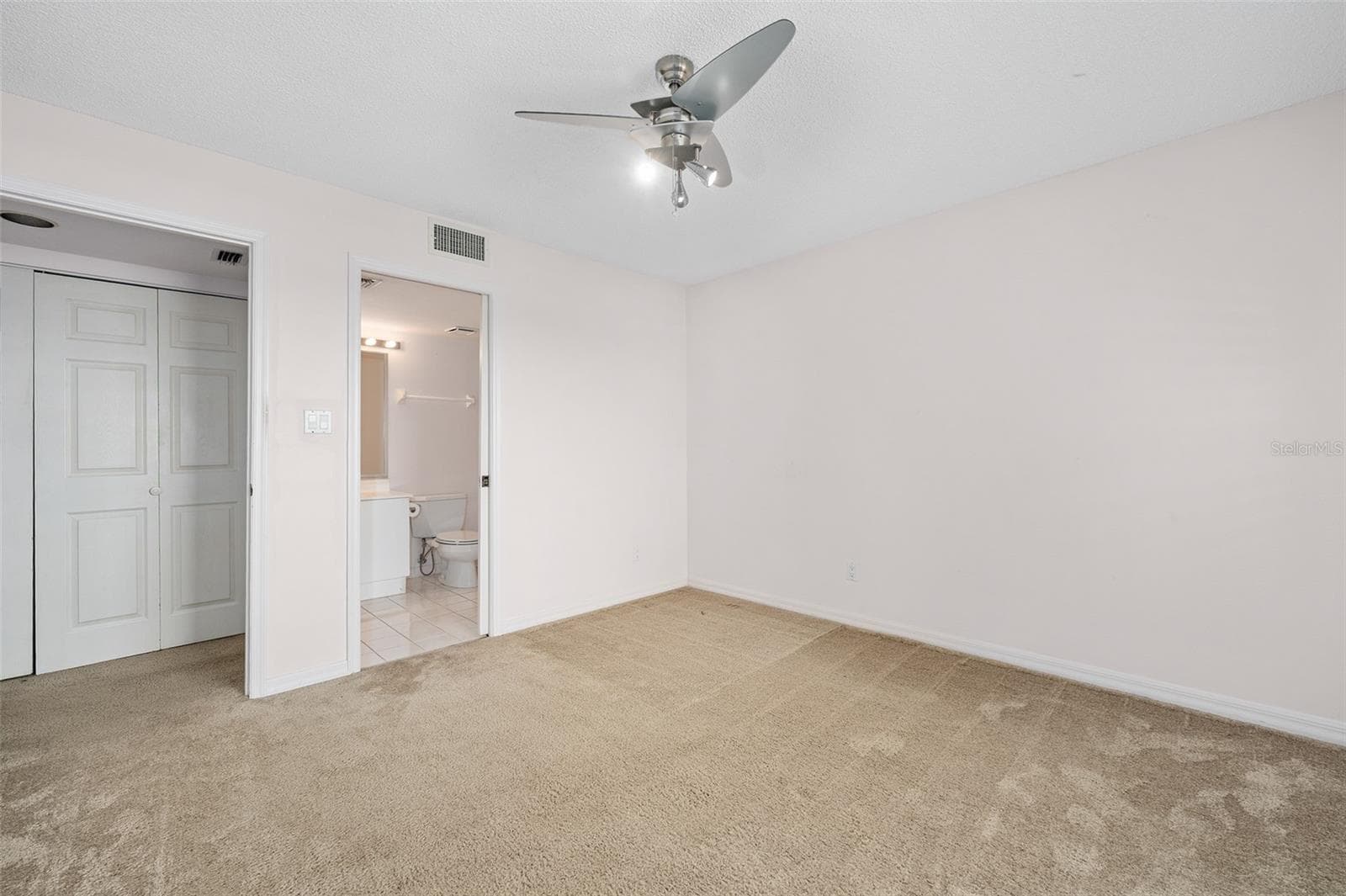 Condominium at 544 MARINA POINT DR #5440, DAYTONA BEACH, photo 26 of 45