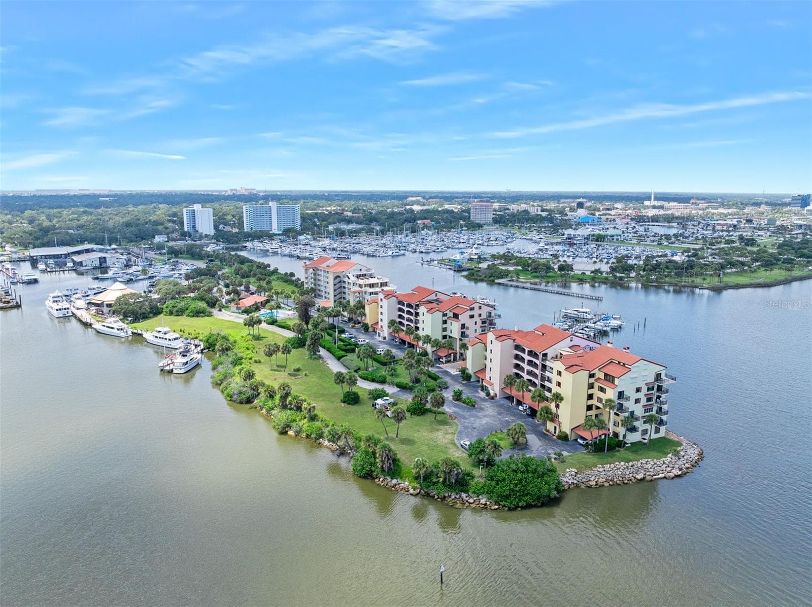 Condominium at 544 MARINA POINT DR #5440, DAYTONA BEACH, photo 38 of 45
