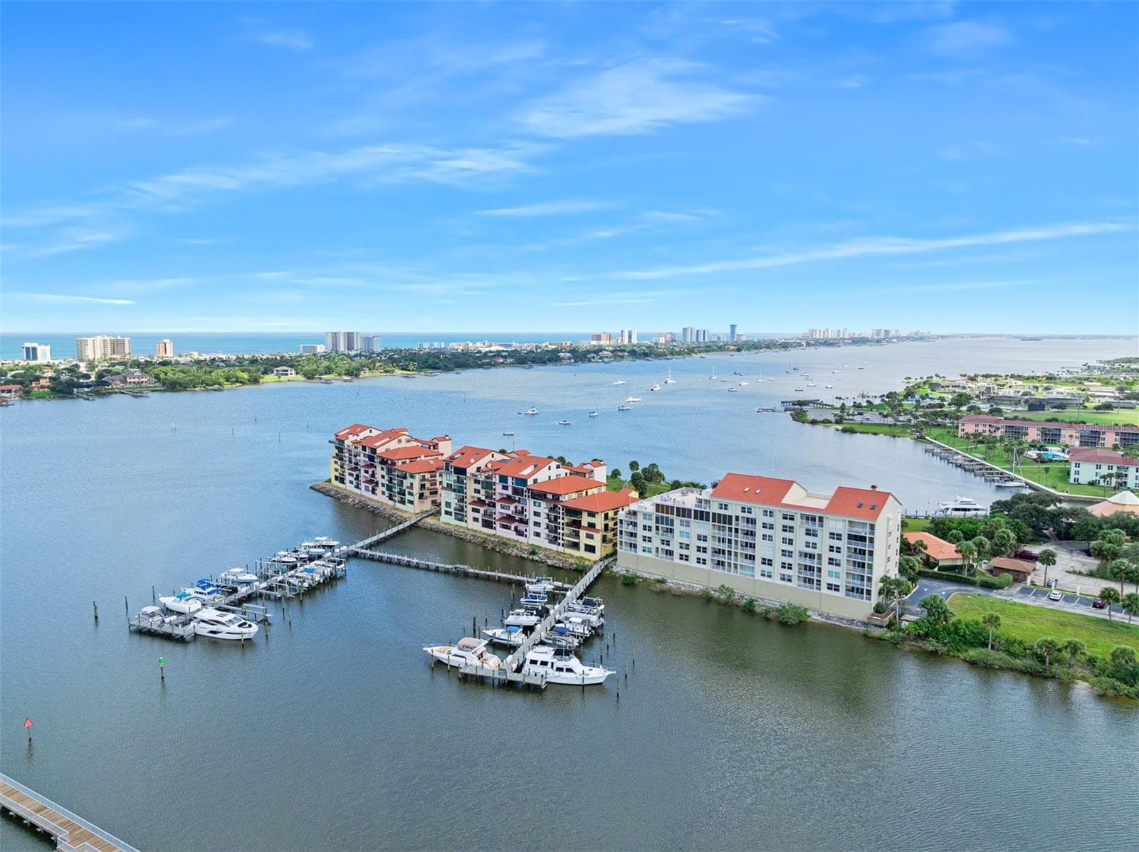 Condominium at 544 MARINA POINT DR #5440, DAYTONA BEACH, photo 41 of 45