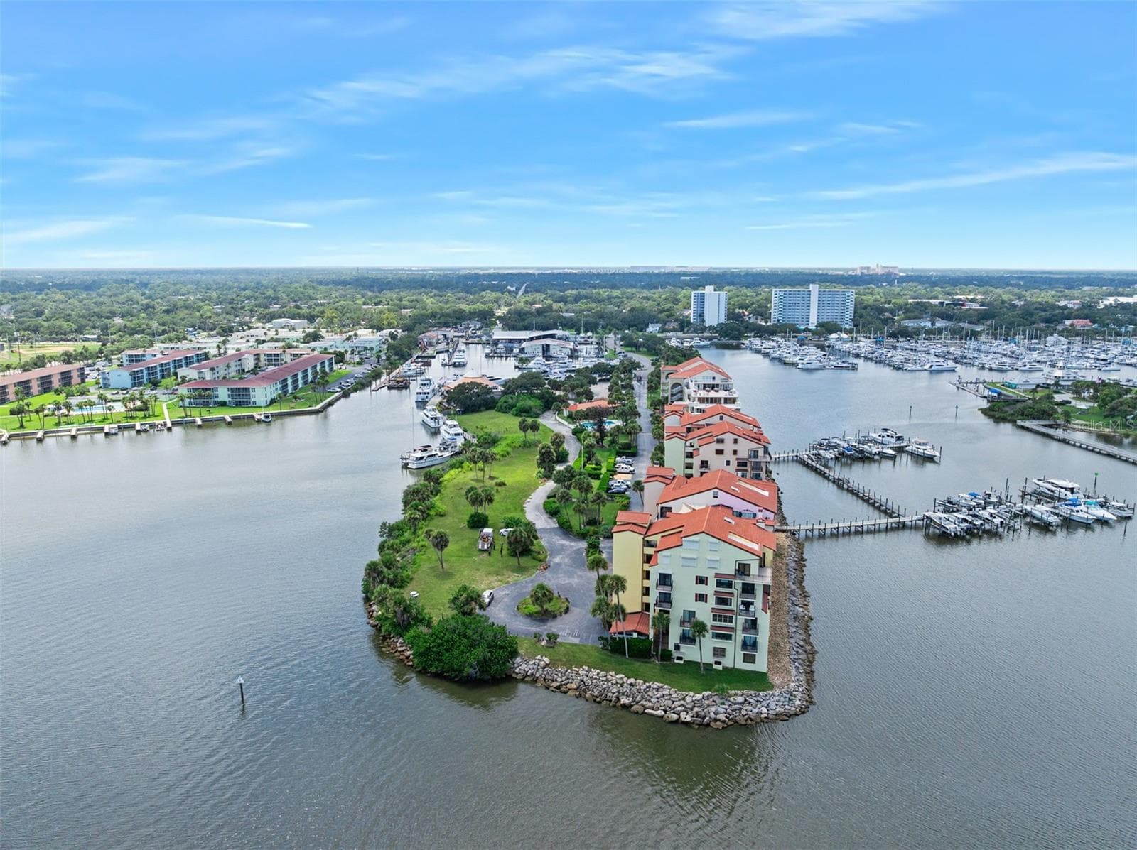 Condominium at 544 MARINA POINT DR #5440, DAYTONA BEACH, photo 42 of 45