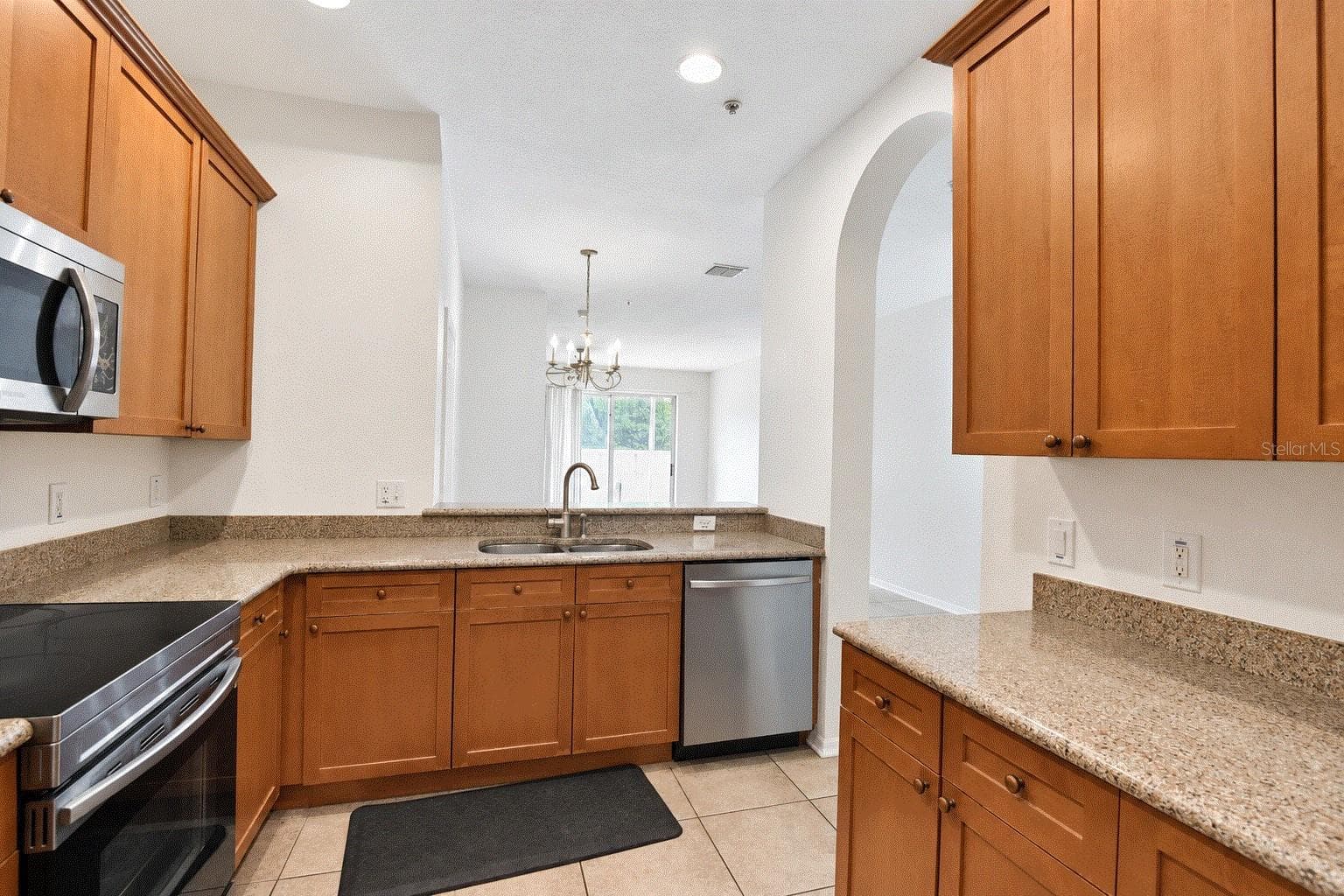Townhouse at 6063 STRADA ISLE WAY, ORLANDO, photo 9 of 32
