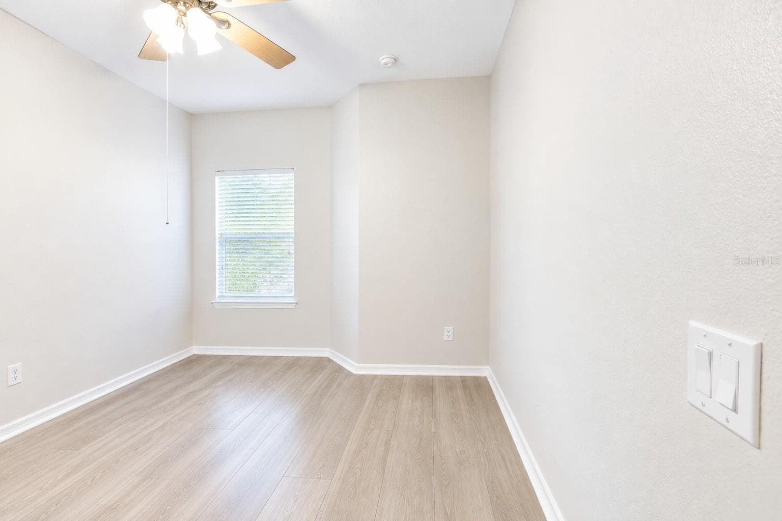 Townhouse at 6063 STRADA ISLE WAY, ORLANDO, photo 21 of 32