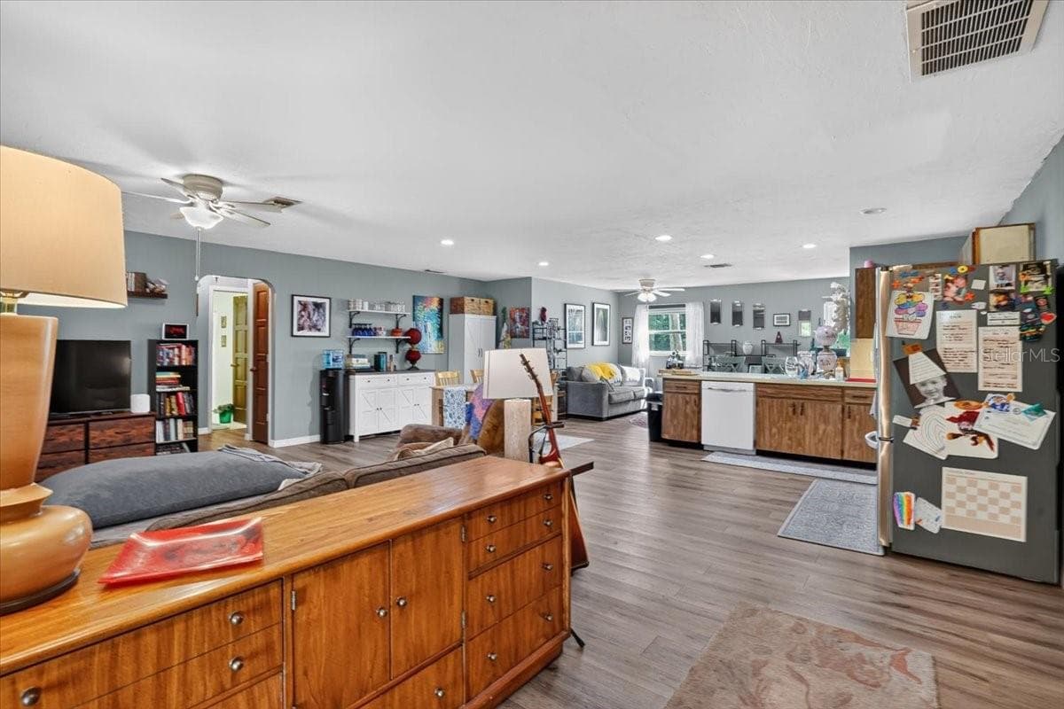 Single Family Residence at 1870 MOVA ST, SARASOTA, photo 4 of 29