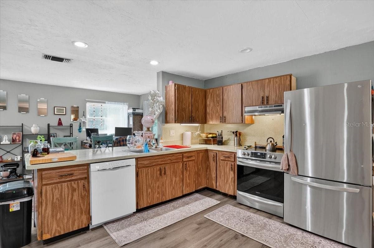 Single Family Residence at 1870 MOVA ST, SARASOTA, photo 5 of 29