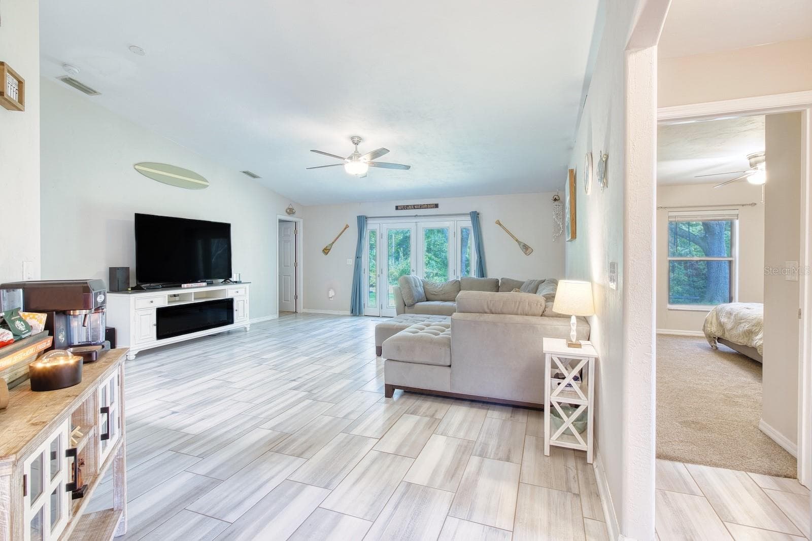 Single Family Residence at 27 SOUNDERS TRAIL CIR, ORMOND BEACH, photo 4 of 23