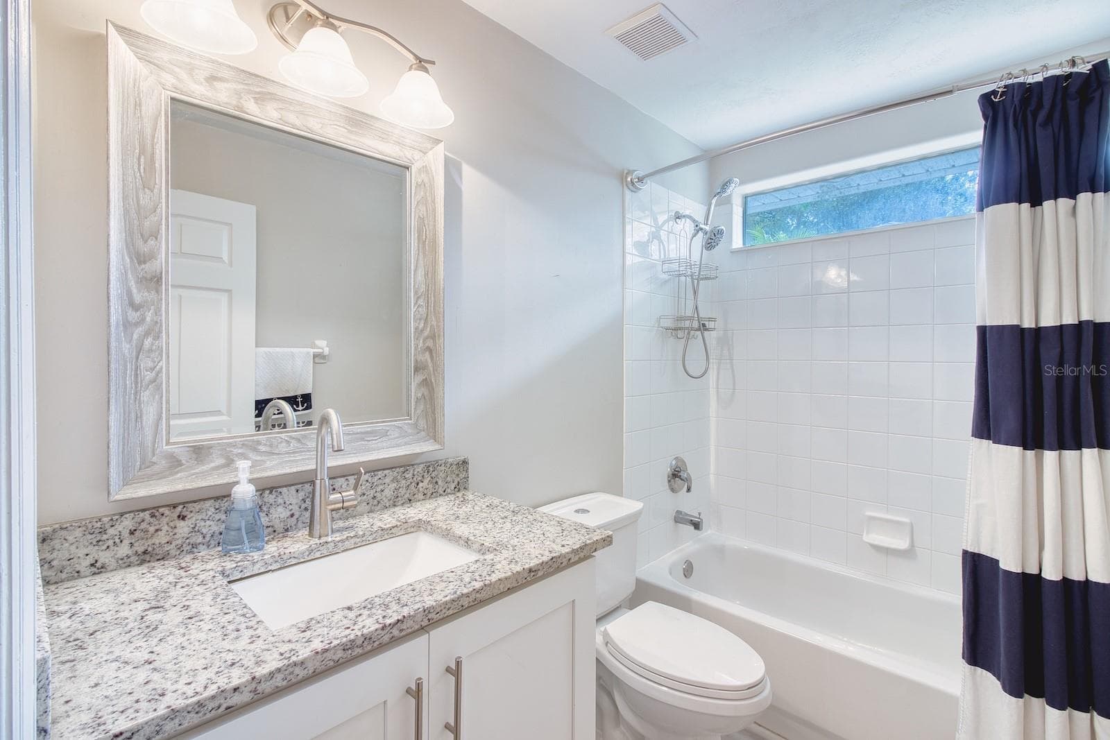 Single Family Residence at 27 SOUNDERS TRAIL CIR, ORMOND BEACH, photo 10 of 23