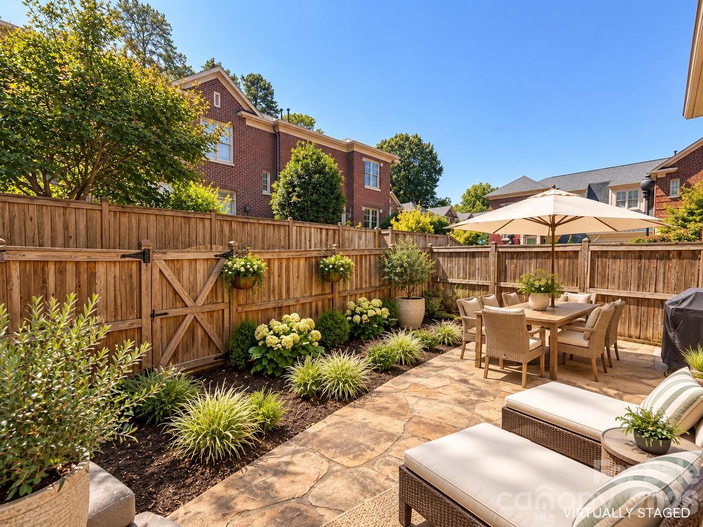 Townhouse at 968 Park Slope Drive, Charlotte, photo 14 of 16