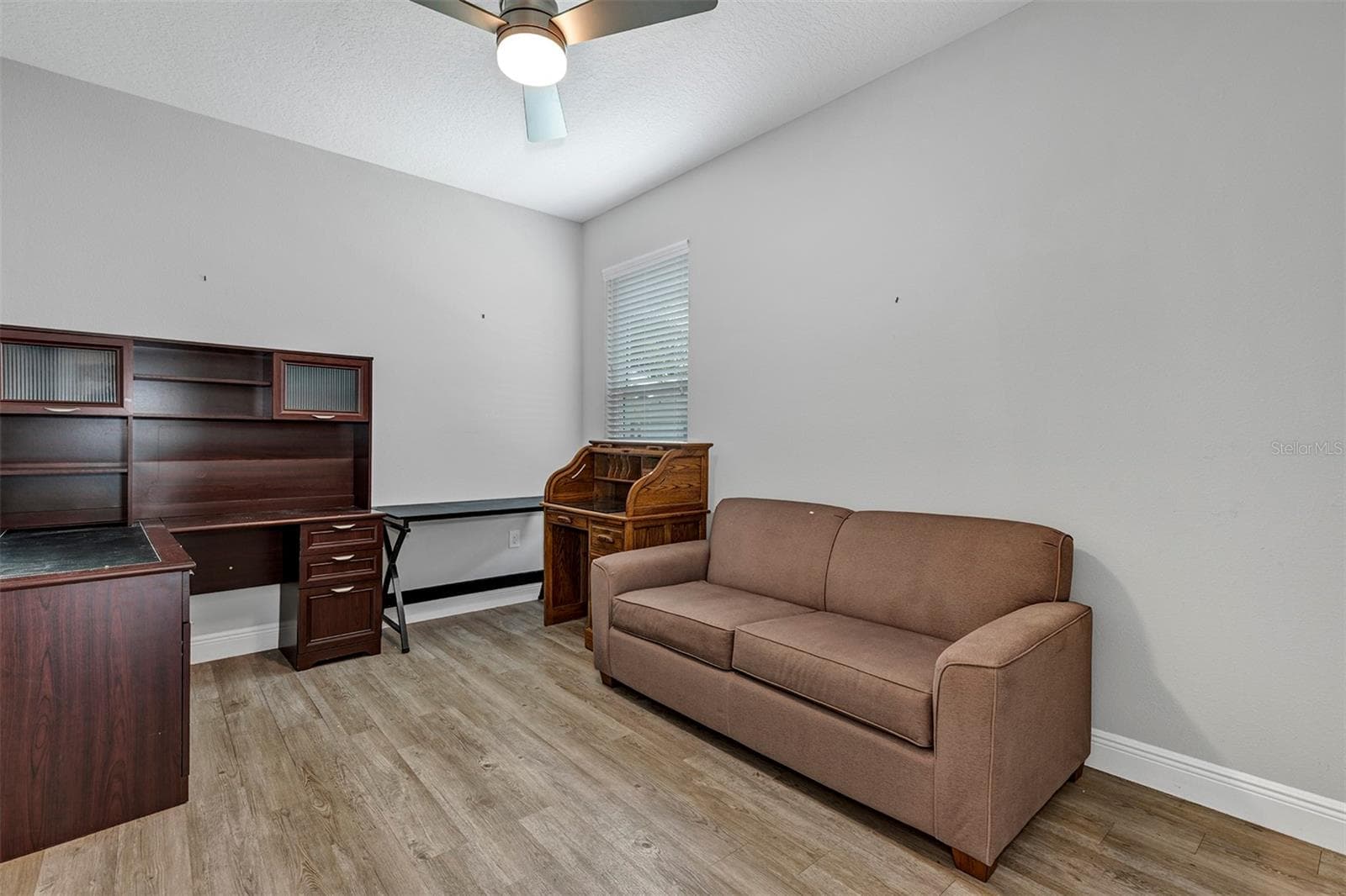 Single Family Residence at 27033 WHITE PLAINS WAY, LEESBURG, photo 15 of 46