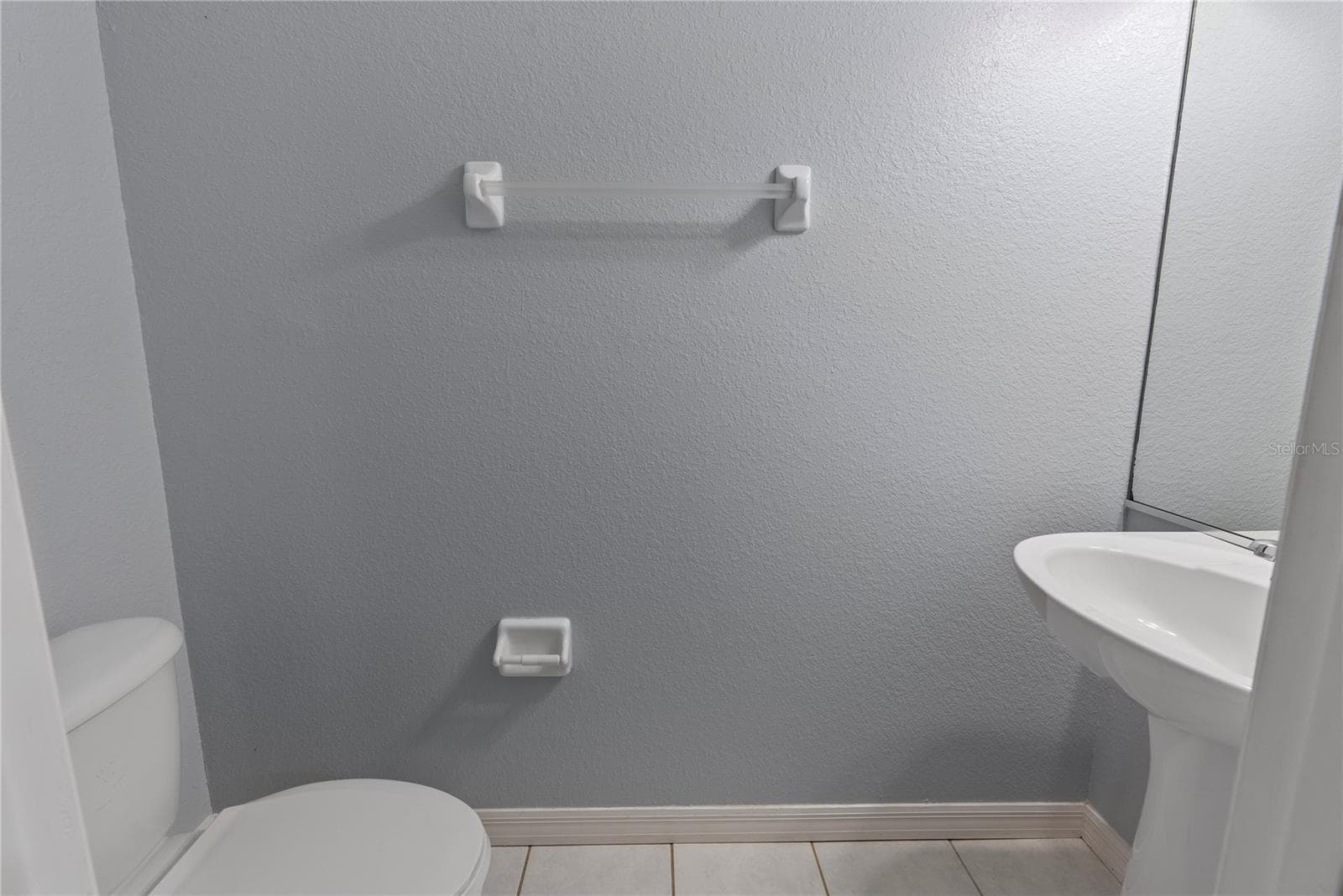 Townhouse at 37314 EMBASSY PARK LN, DADE CITY, photo 8 of 21