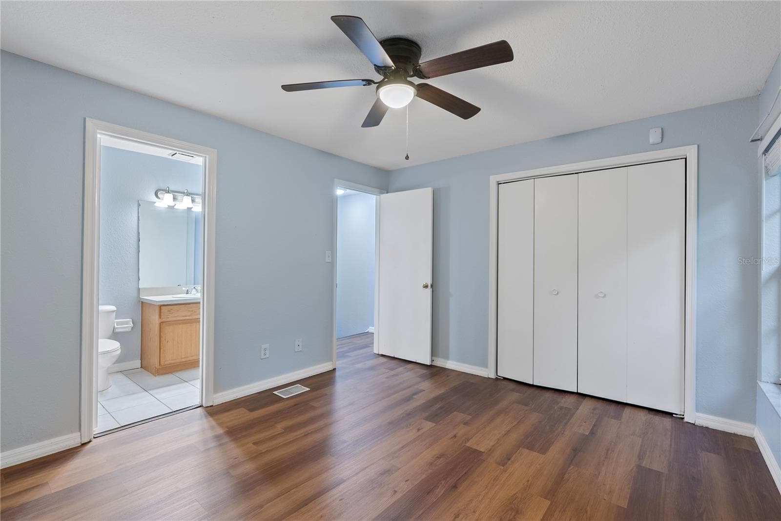 Townhouse at 37314 EMBASSY PARK LN, DADE CITY, photo 14 of 21