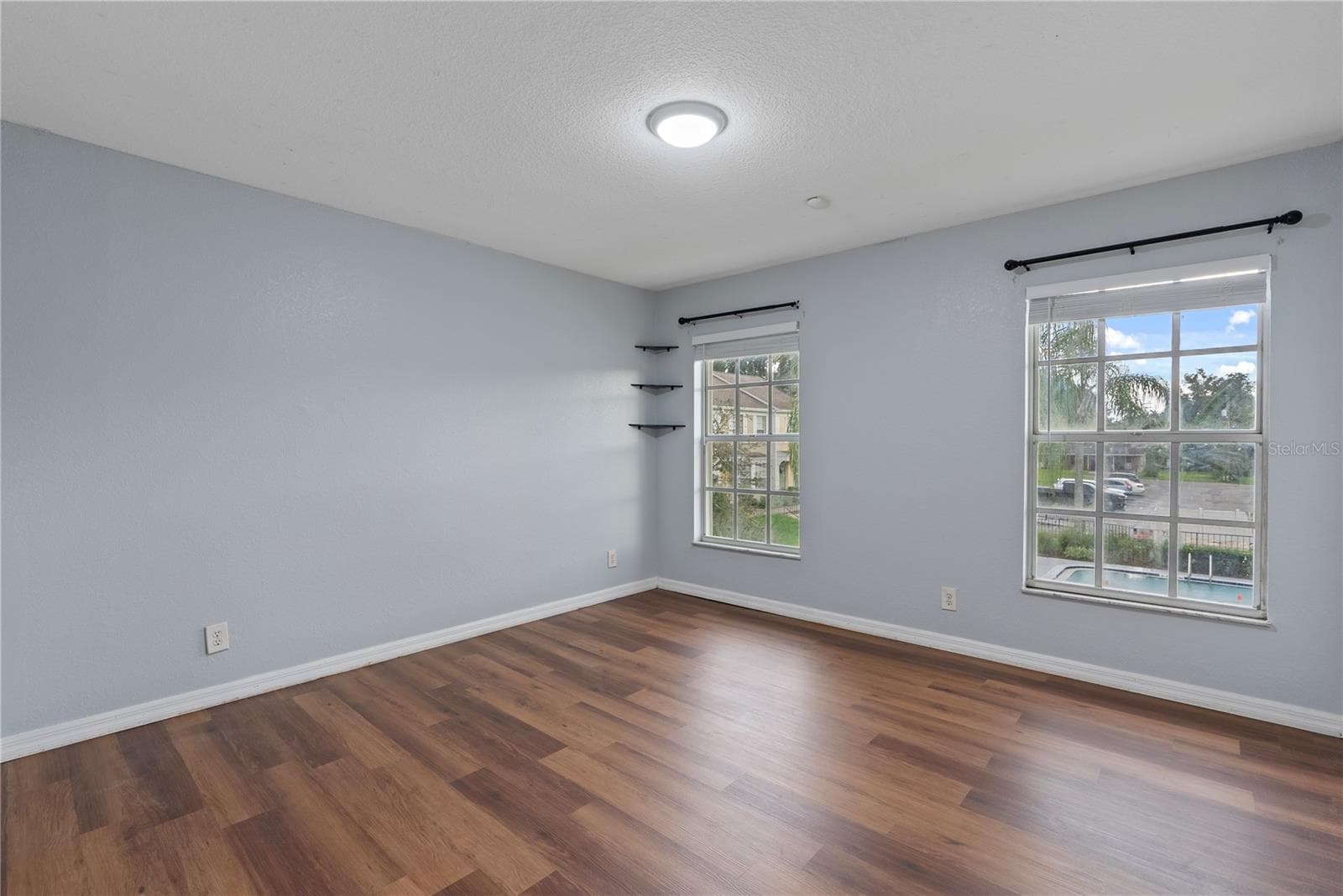 Townhouse at 37314 EMBASSY PARK LN, DADE CITY, photo 16 of 21