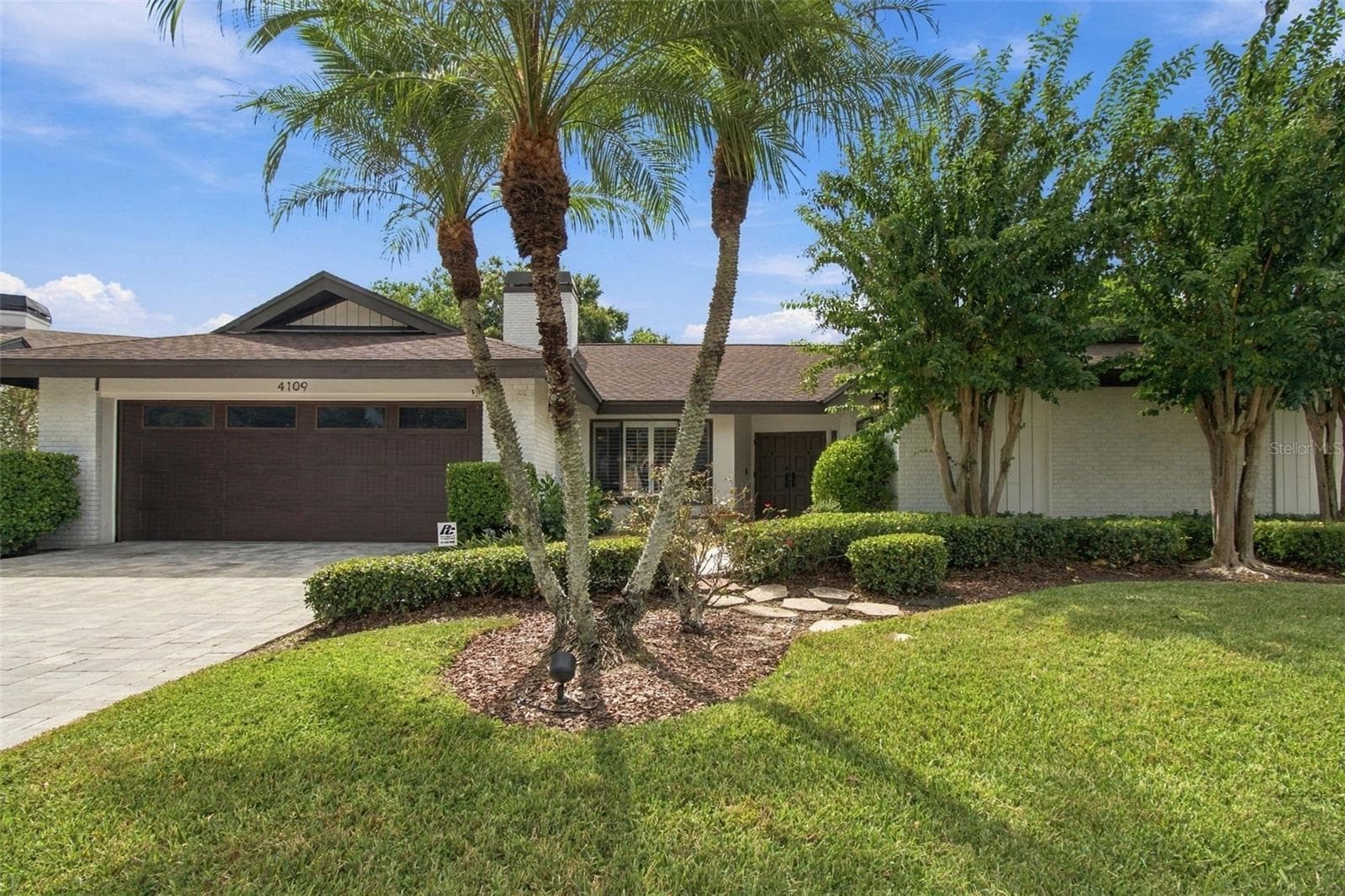 Single Family Residence at 4109 CROSSWATER DR, TAMPA, photo 2 of 63