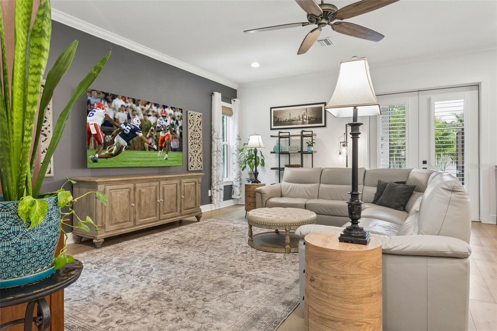 living room - 3513 W TACON ST, TAMPA