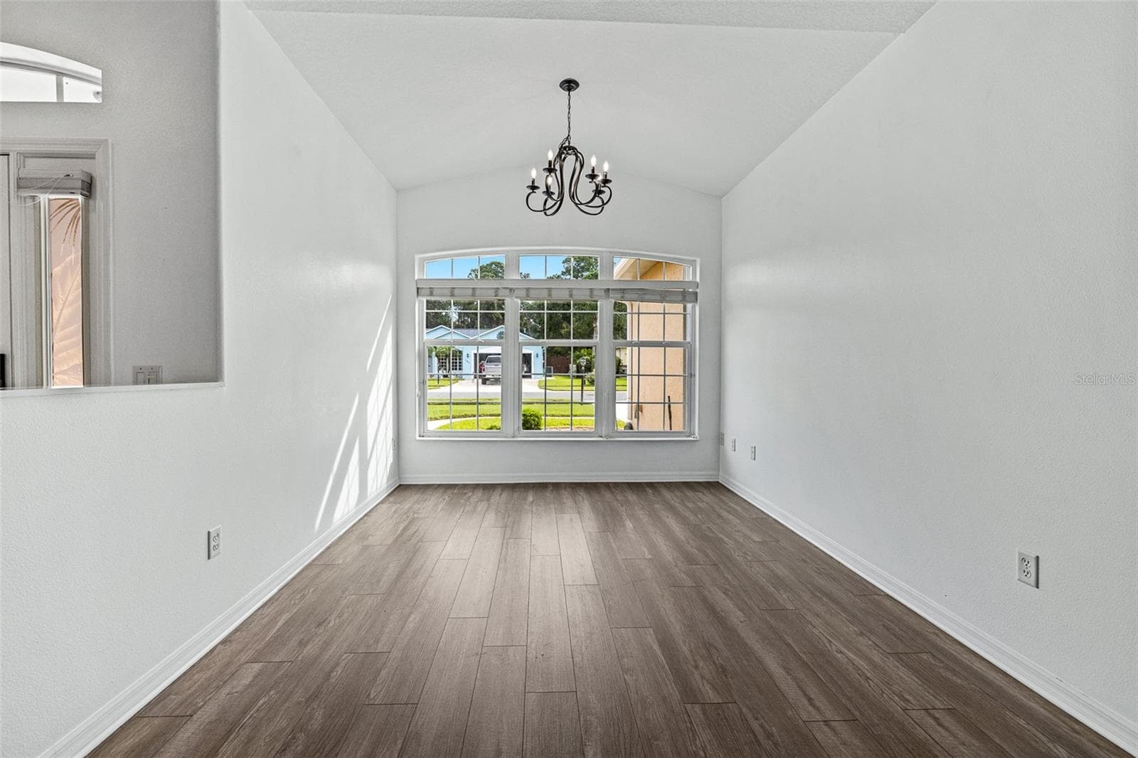 Formal dining room - 122 SAN REMO DR, EDGEWATER