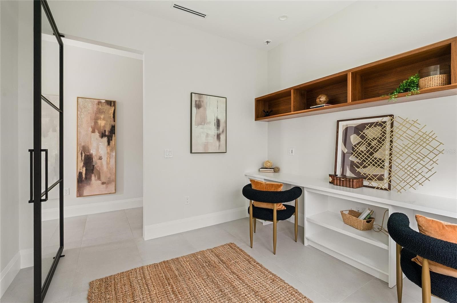 OFFICE OR 2ND GROUND FLOOR BEDROOM! - 7 W NEW HAMPSHIRE ST, ORLANDO