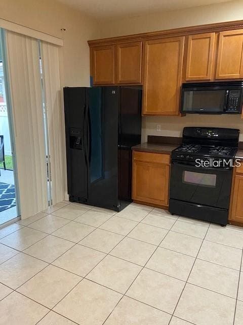 Single Family Residence at 612 RAVENSHILL WAY, DELAND, photo 9 of 20