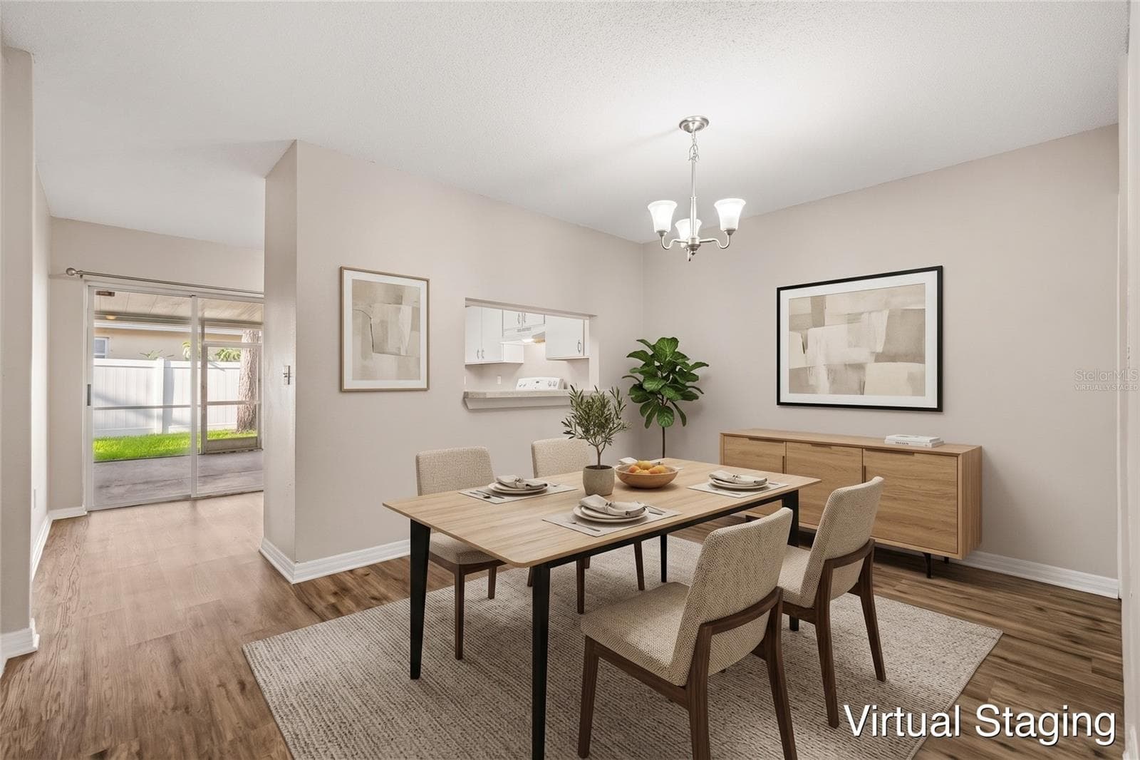 Virtually staged - 2125 FLUORSHIRE DR, BRANDON