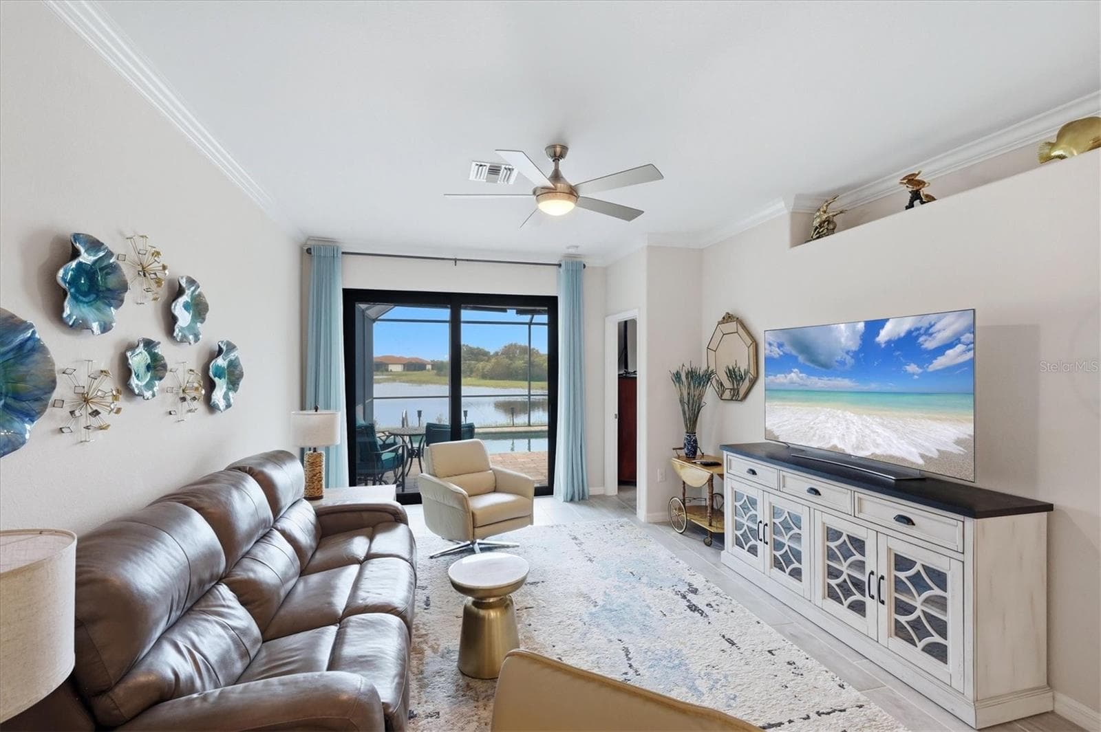 Villa at 24033 CANTERWOOD WAY, VENICE, photo 10 of 86