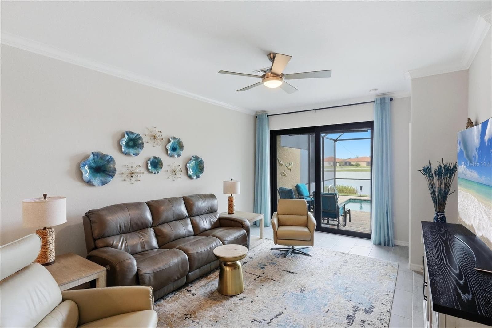 Villa at 24033 CANTERWOOD WAY, VENICE, photo 11 of 86