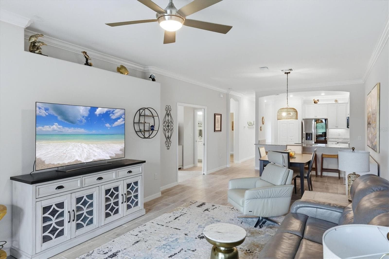 Villa at 24033 CANTERWOOD WAY, VENICE, photo 28 of 86
