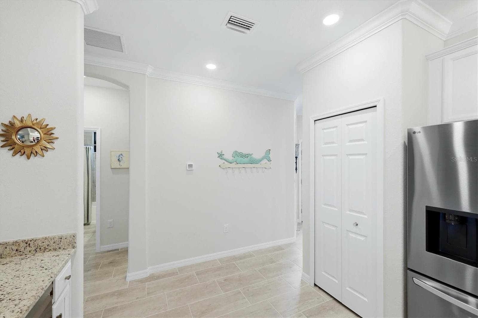 Villa at 24033 CANTERWOOD WAY, VENICE, photo 37 of 86