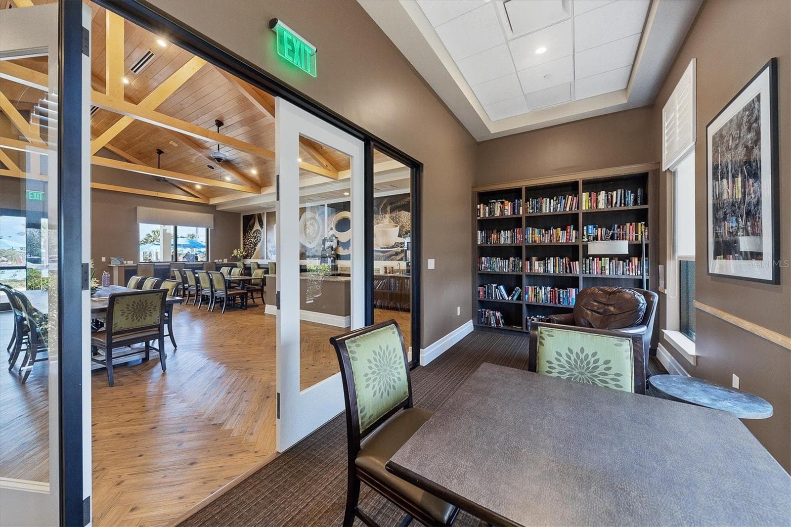 Villa at 24033 CANTERWOOD WAY, VENICE, photo 71 of 86