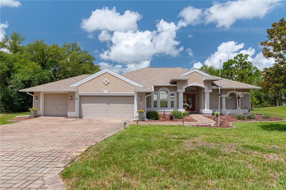 12 HACKBERRY DR, HOMOSASSA FL 34446