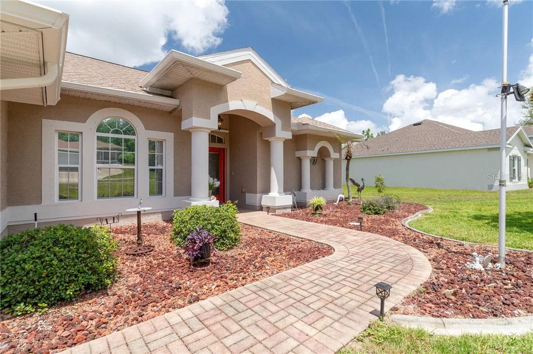 Single Family Residence at 12 HACKBERRY DR, HOMOSASSA FL 34446, photo 5 of 76