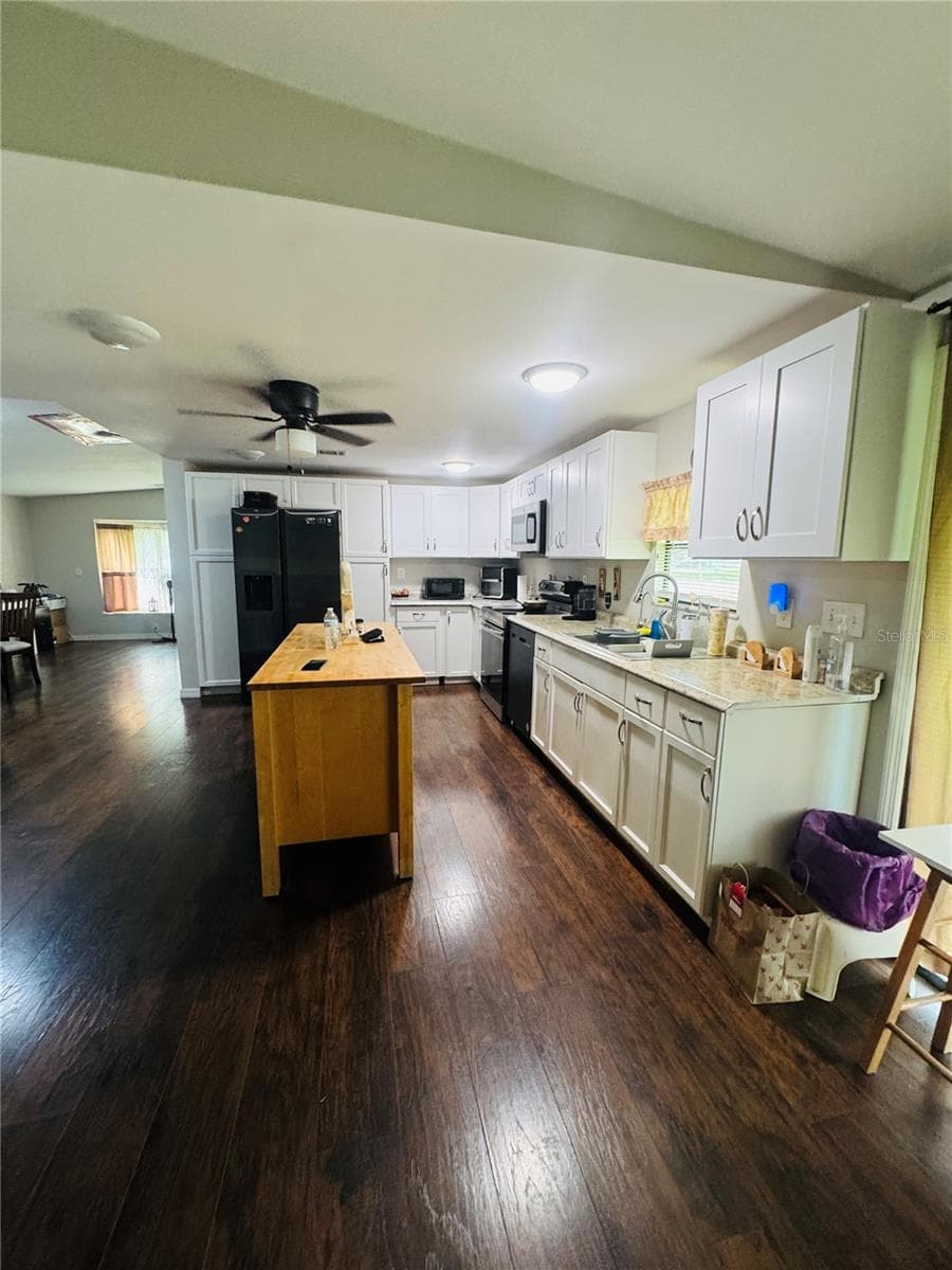 Kitchen - 1013 LIANNE PL, SEFFNER