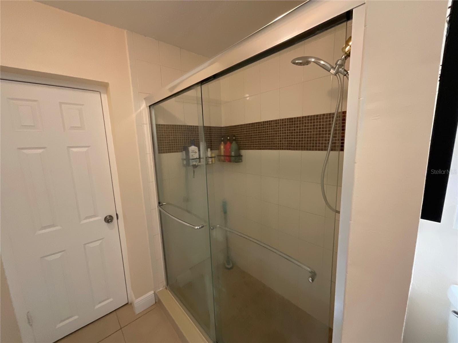 BATHROOM 2 - 6004 HARDROCK CIR, ORLANDO