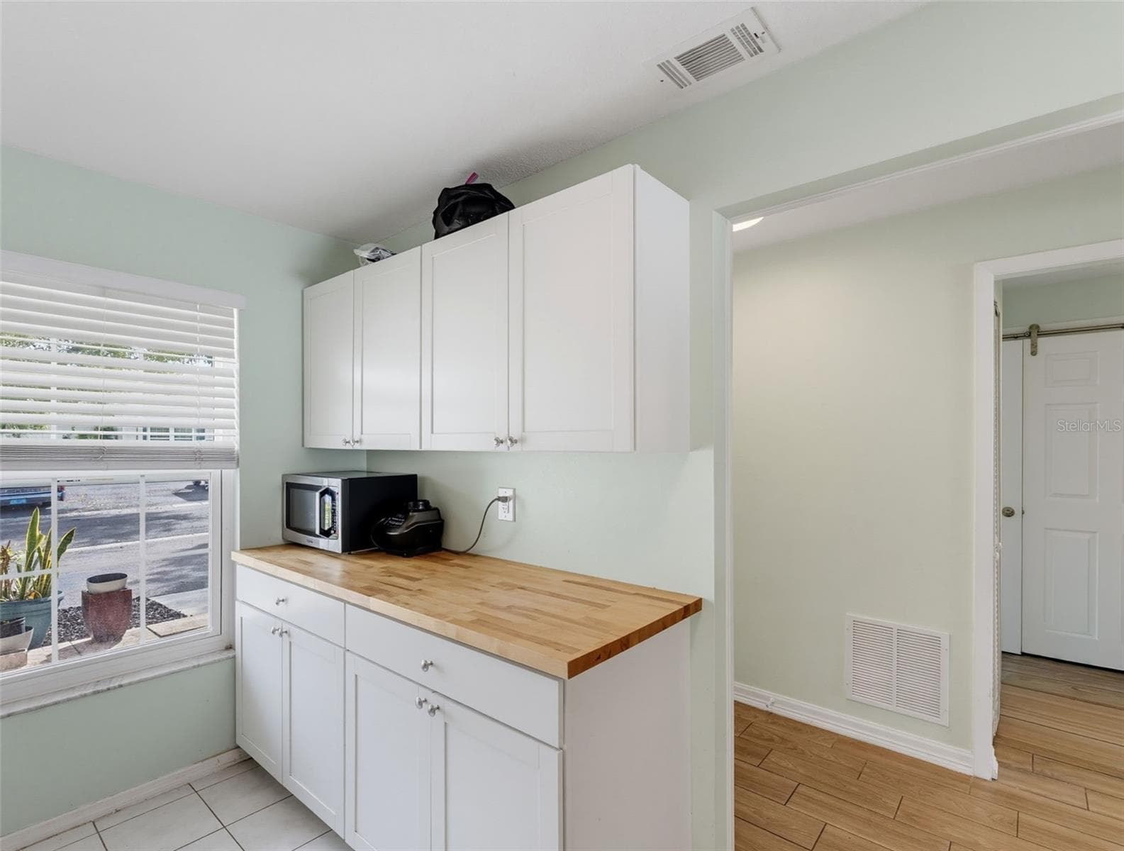 Villa at 345 PLYMOUTH ST, SAFETY HARBOR, photo 11 of 69