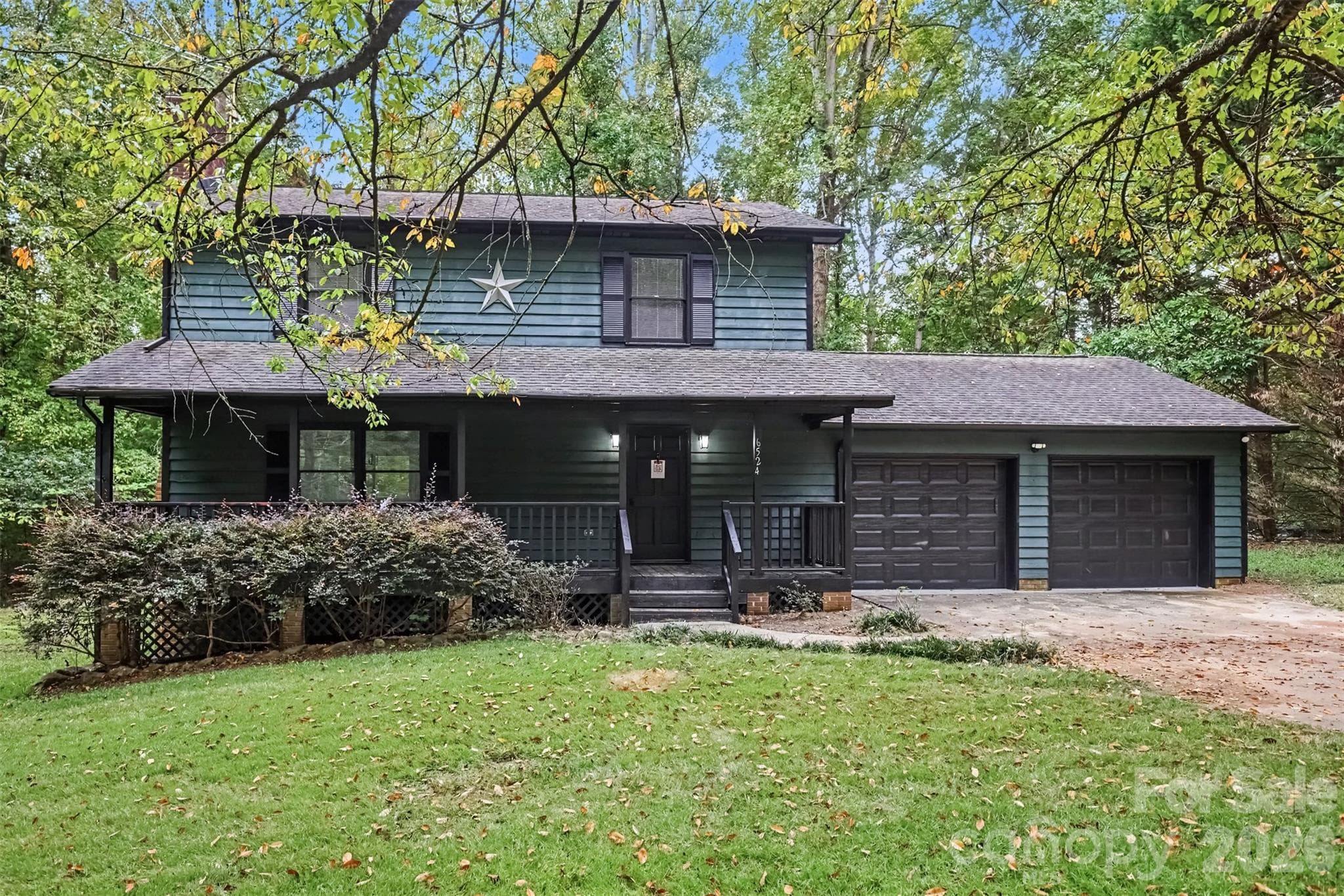 Single Family Residence at 6524 Pine Forest Drive, York, photo 8 of 36