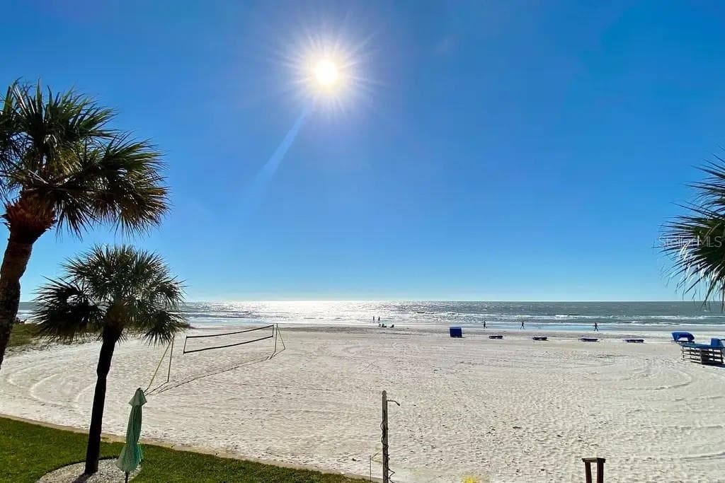 THIS UNIQUE CONDO FEATURES BREATHTAKING GULF FRONT/BEACHFRONT VIEWS - 18400 GULF BLVD #1208, INDIAN SHORES