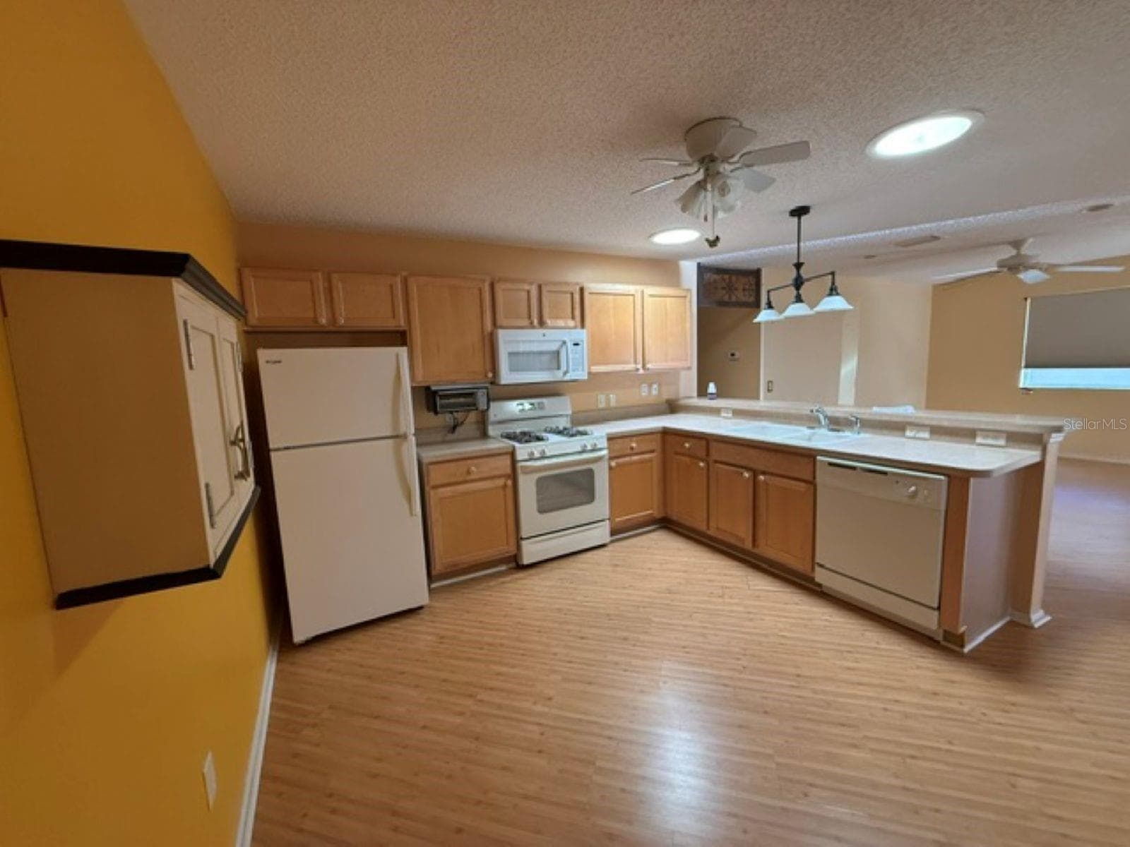 Kitchen - 2459 LAUREL BAY LN, THE VILLAGES