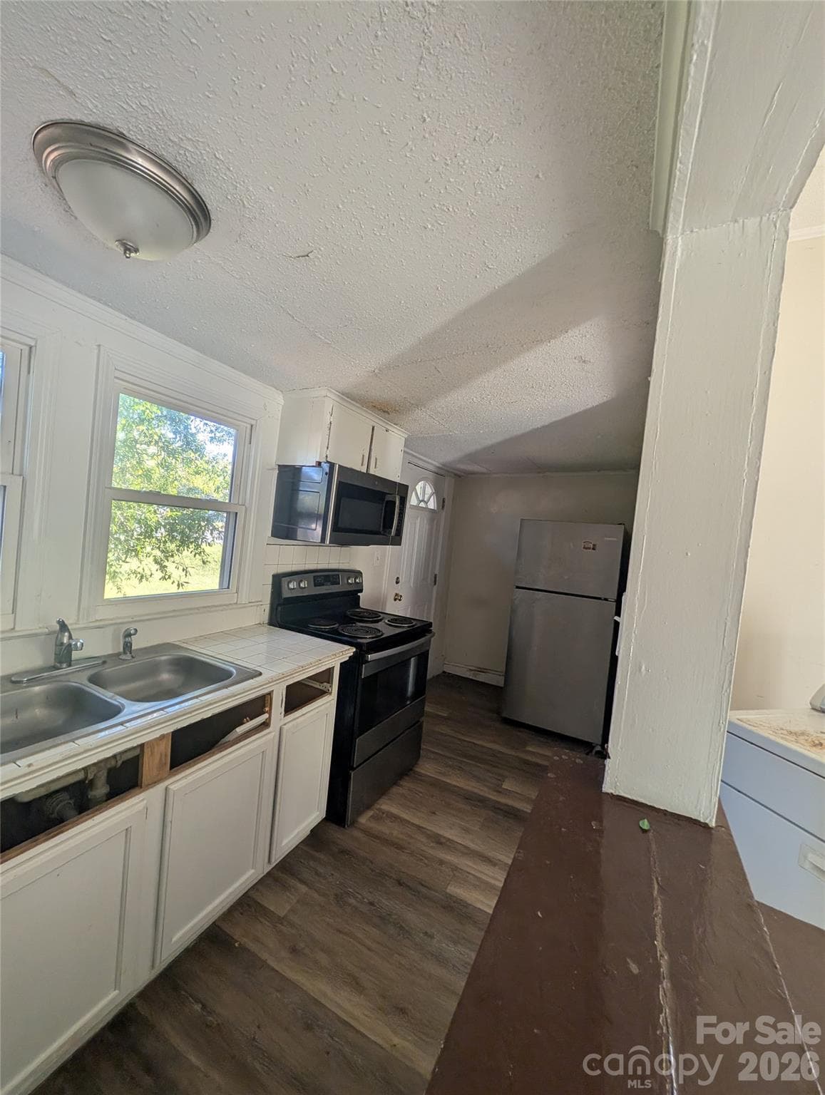 Single Family Residence at 603 Marietta Street, Gastonia, photo 7 of 15