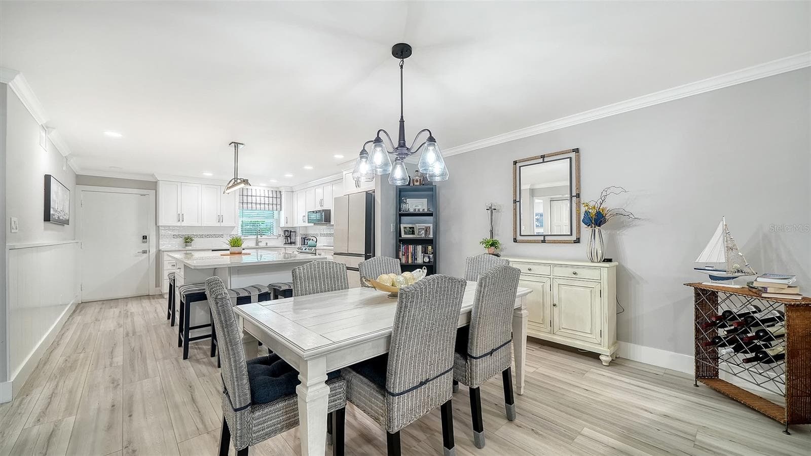 Condominium at 5600 BEACH WAY DR #207, SARASOTA, photo 14 of 34