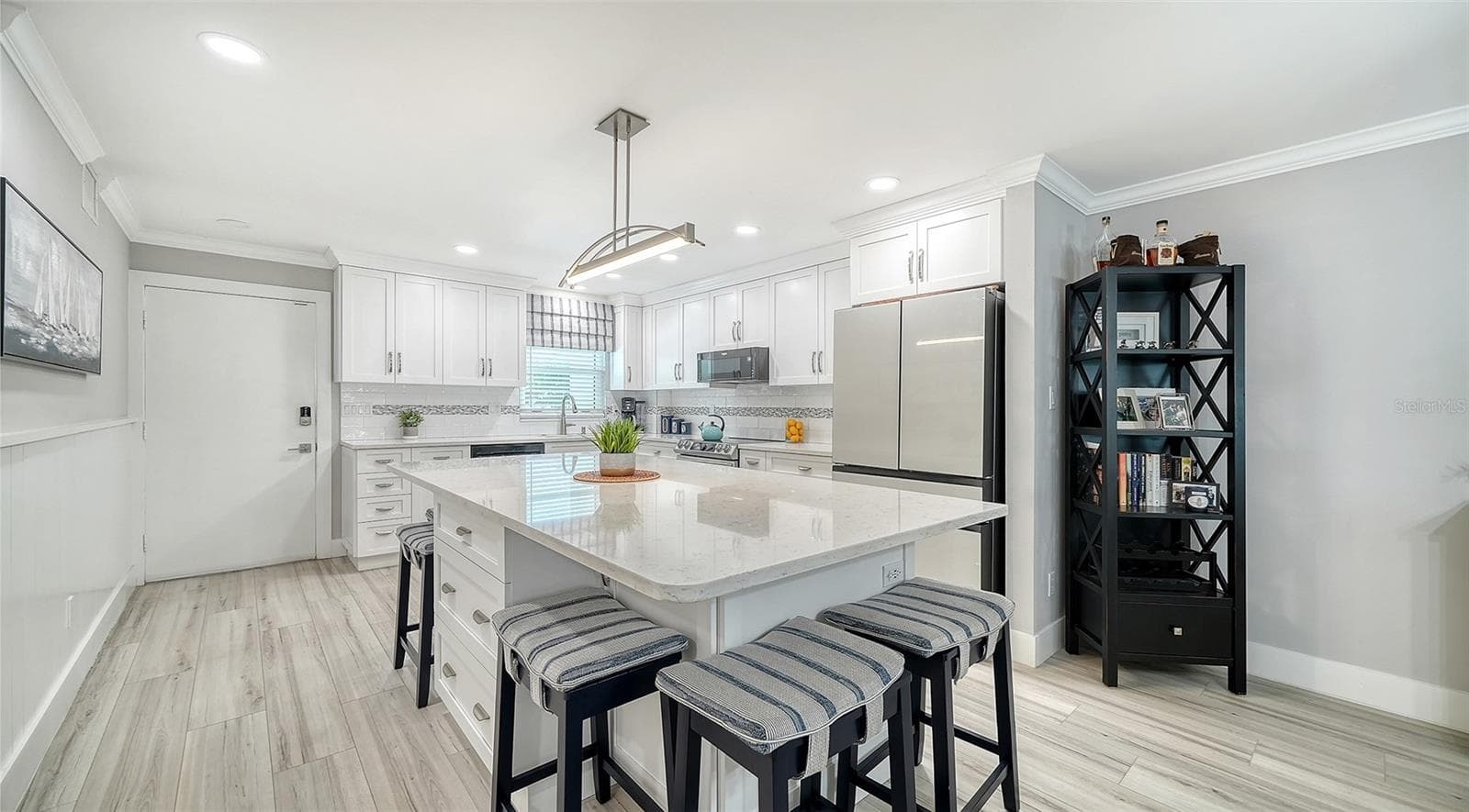Condominium at 5600 BEACH WAY DR #207, SARASOTA, photo 15 of 34