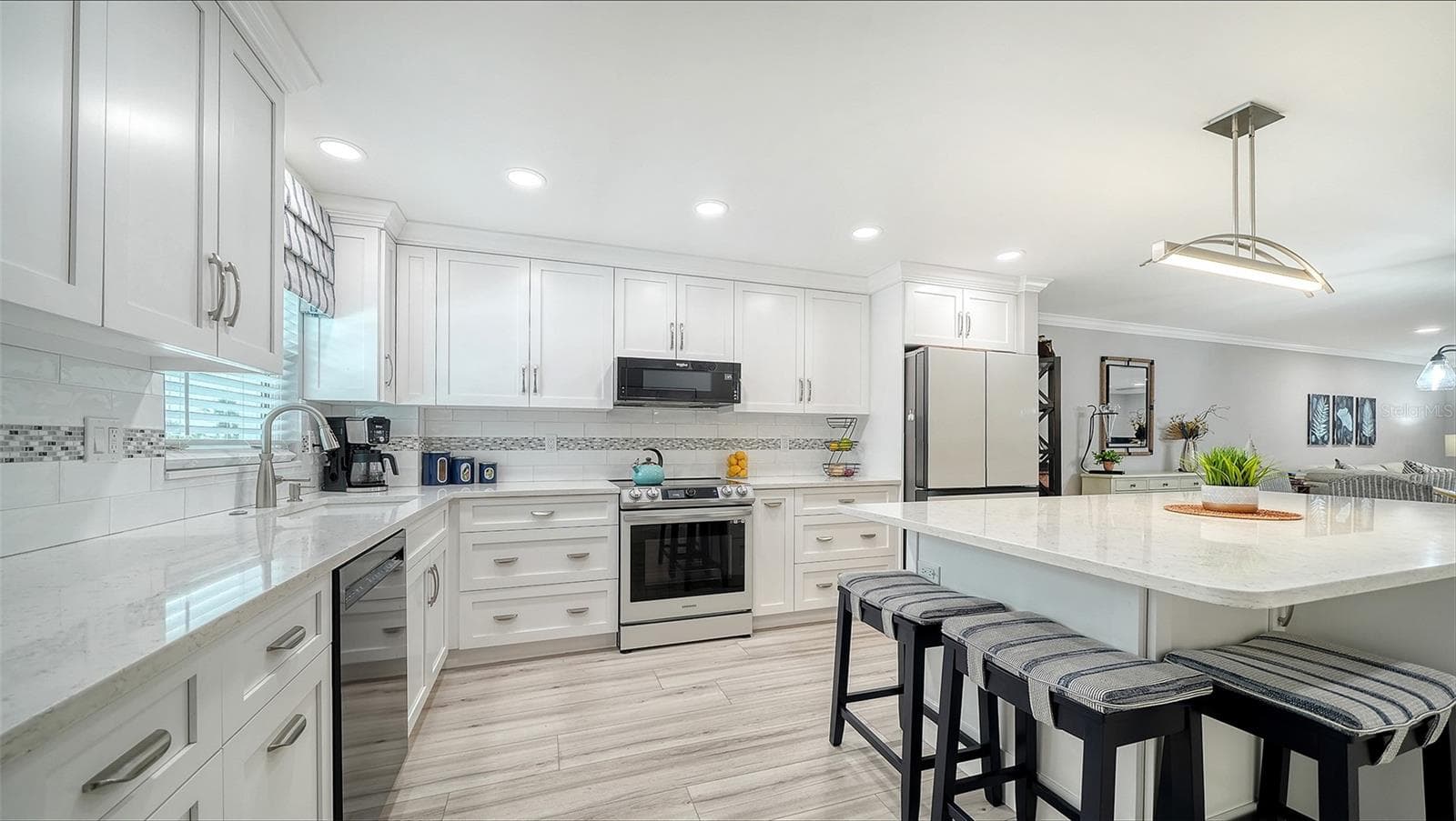 Condominium at 5600 BEACH WAY DR #207, SARASOTA, photo 18 of 34