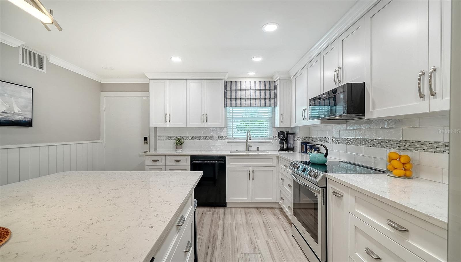 Condominium at 5600 BEACH WAY DR #207, SARASOTA, photo 20 of 34