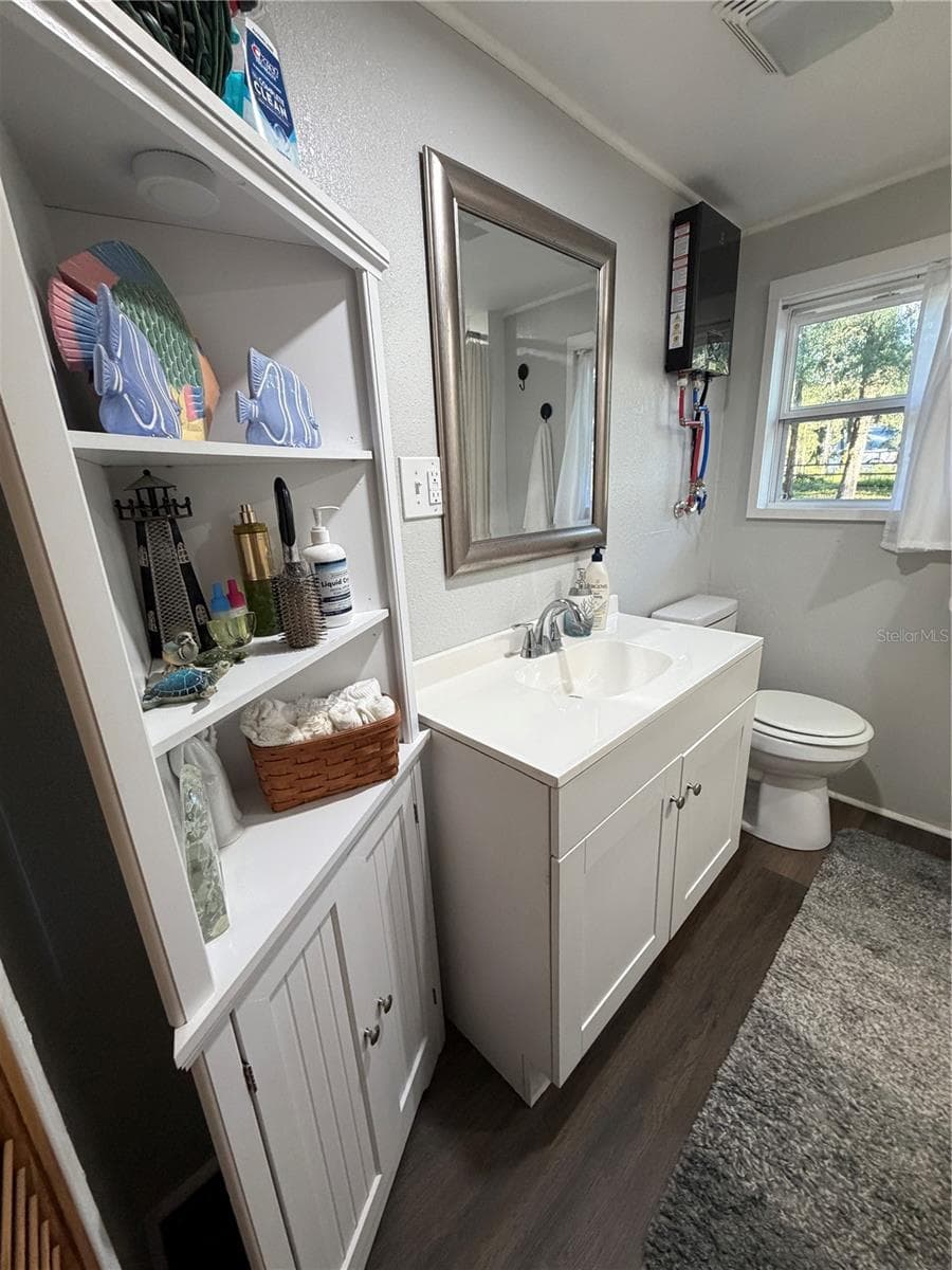 second bathroom - 6401 SUNNYSIDE RANCH RD, BROOKSVILLE